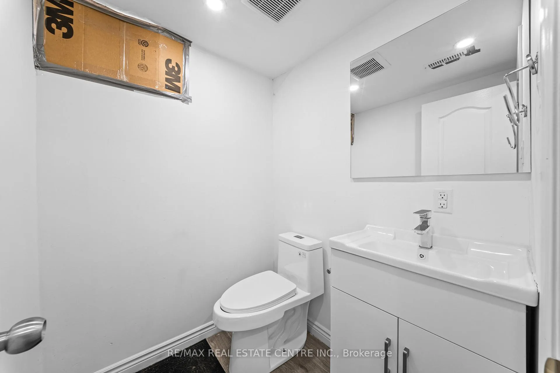 Photo 42 of 35 Folkestone Avenue, Hamilton, Lawfield — HOMEH