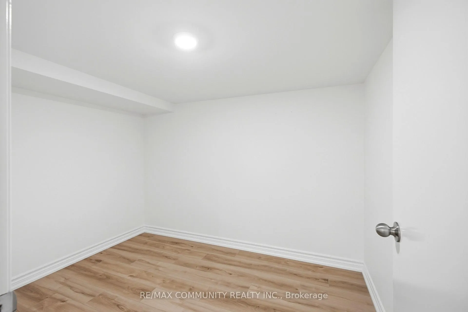 Photo 13 of Unit Lower, 39 Carter-Bennett Drive, Ajax, Northwest Ajax — HOMEH