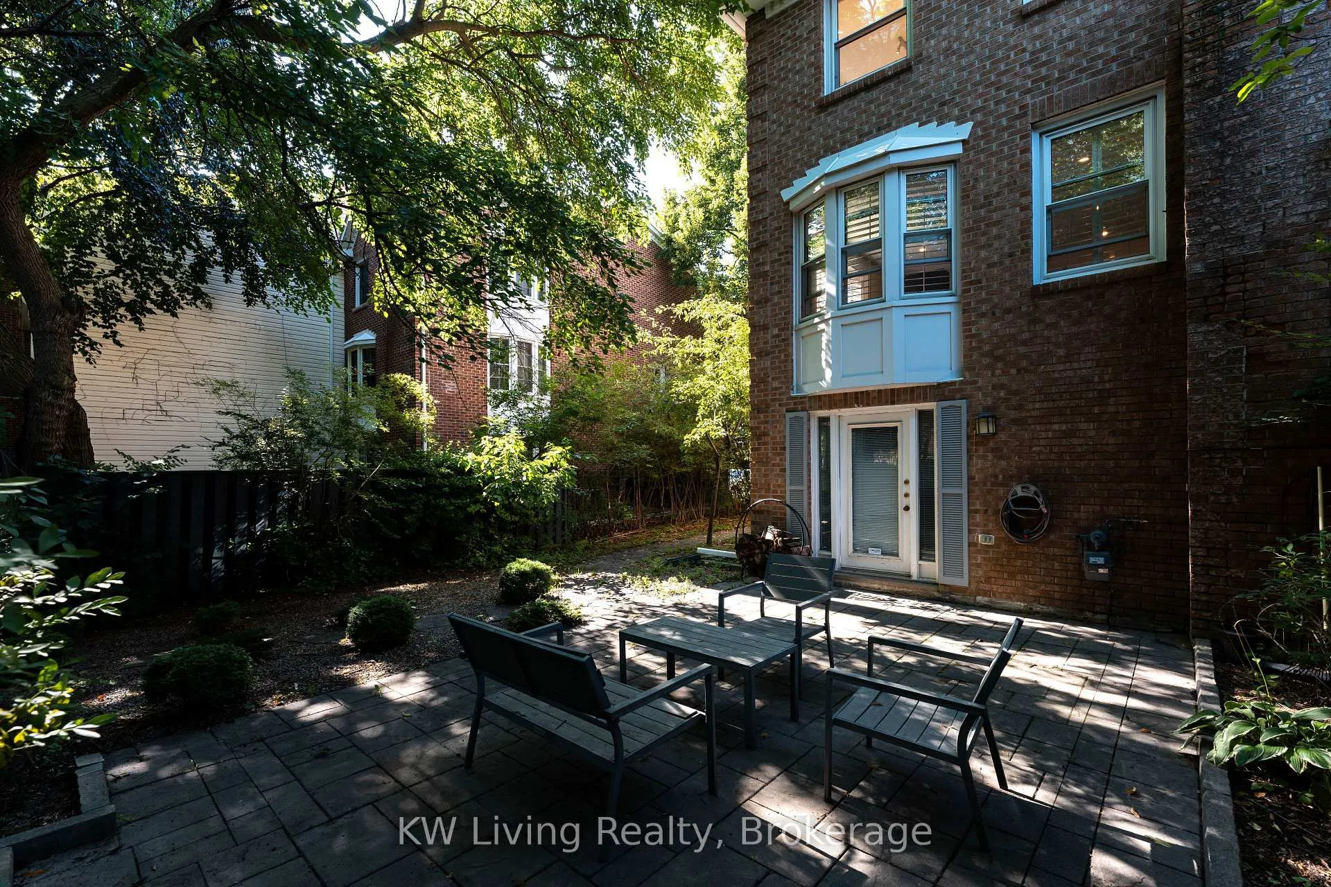 Photo 15 of 96 Confederation Way, Markham, Thornhill — HOMEH