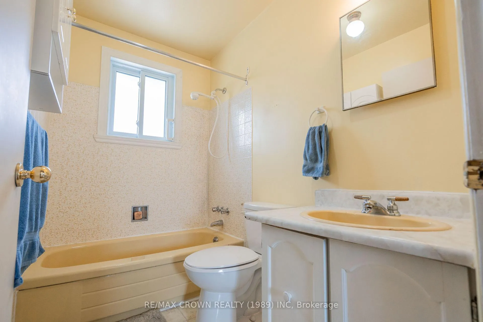 Photo 25 of 37 Hazel Street, Kapuskasing — HOMEH