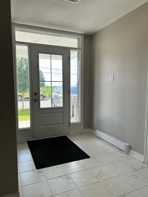 Photo 2 of 162 Pictou Crescent, Ottawa, Kanata - Emerald Meadows/Trailwest — HOMEH