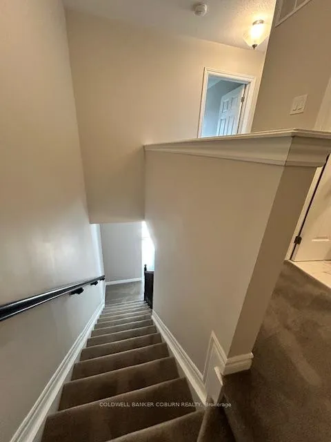 Photo 4 of 162 Pictou Crescent, Ottawa, Kanata - Emerald Meadows/Trailwest — HOMEH