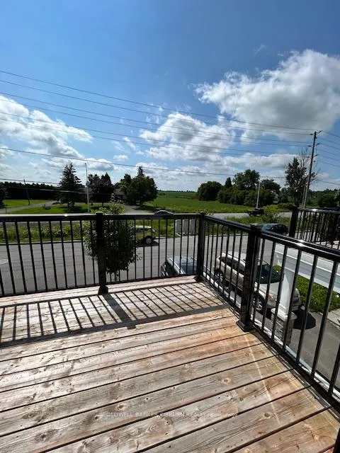 Photo 10 of 162 Pictou Crescent, Ottawa, Kanata - Emerald Meadows/Trailwest — HOMEH