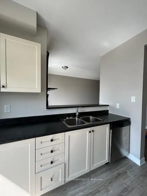 Photo 11 of 162 Pictou Crescent, Ottawa, Kanata - Emerald Meadows/Trailwest — HOMEH