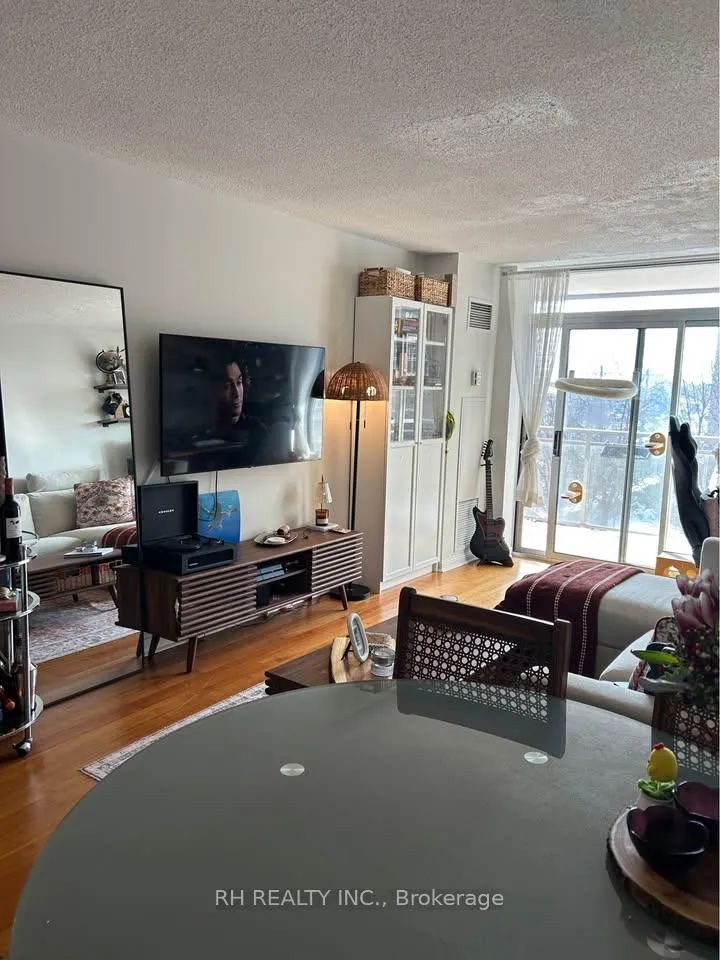 Photo 4 of Unit 439, 650 Lawrence Avenue, Toronto, Englemount-Lawrence — HOMEH