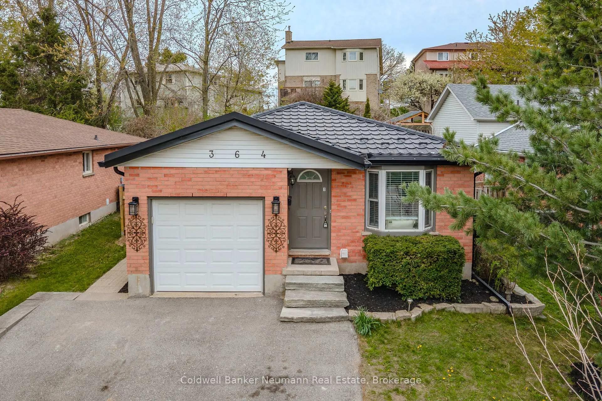 Front of 364 Imperial Road S