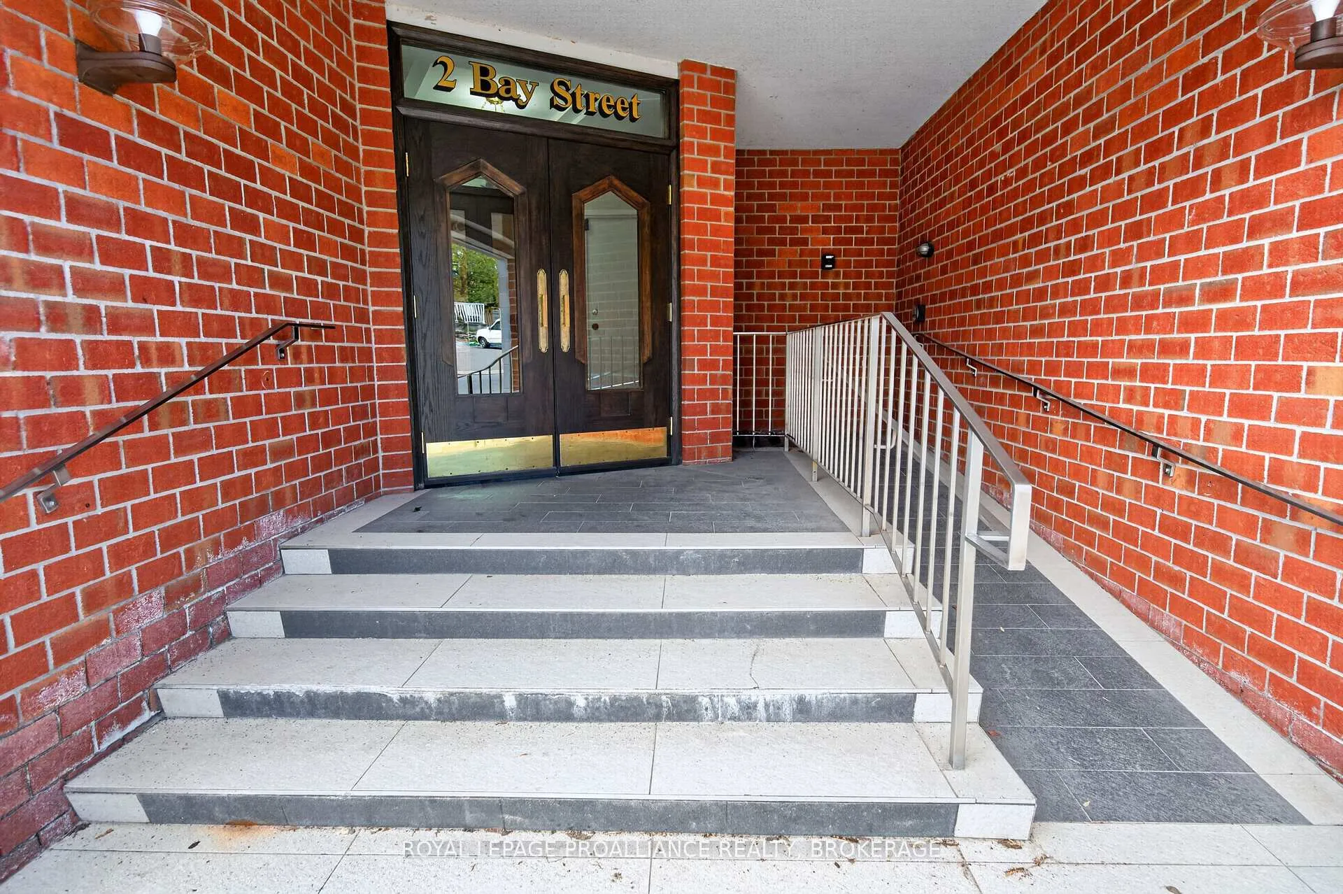 Photo 4 of Unit 202, 2 Bay Street, Kingston, East of Sir John A. Blvd — HOMEH