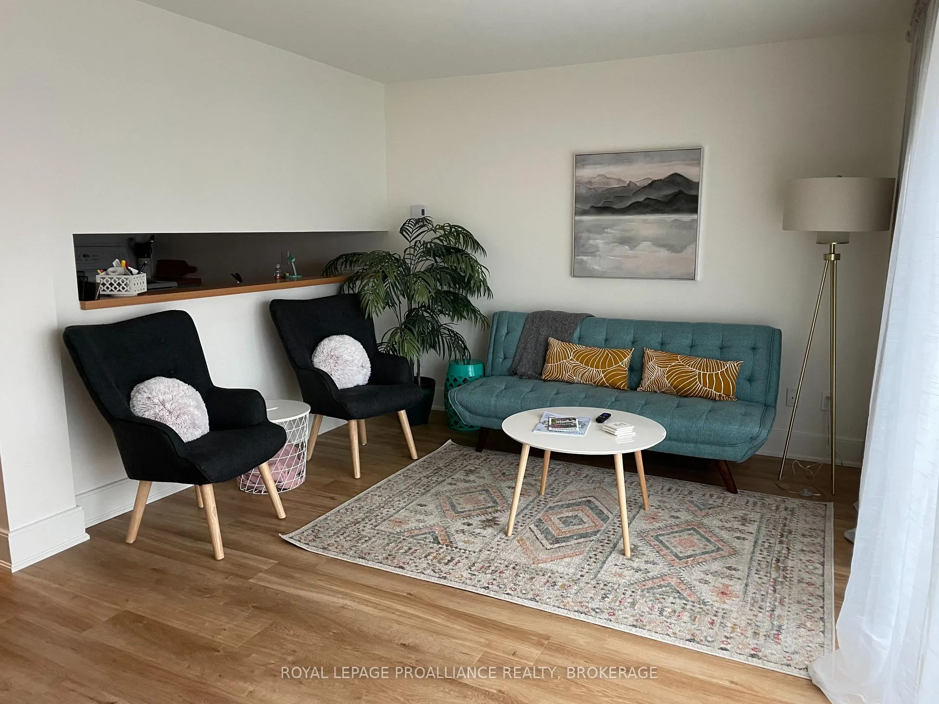 Photo 9 of Unit 202, 2 Bay Street, Kingston, East of Sir John A. Blvd — HOMEH