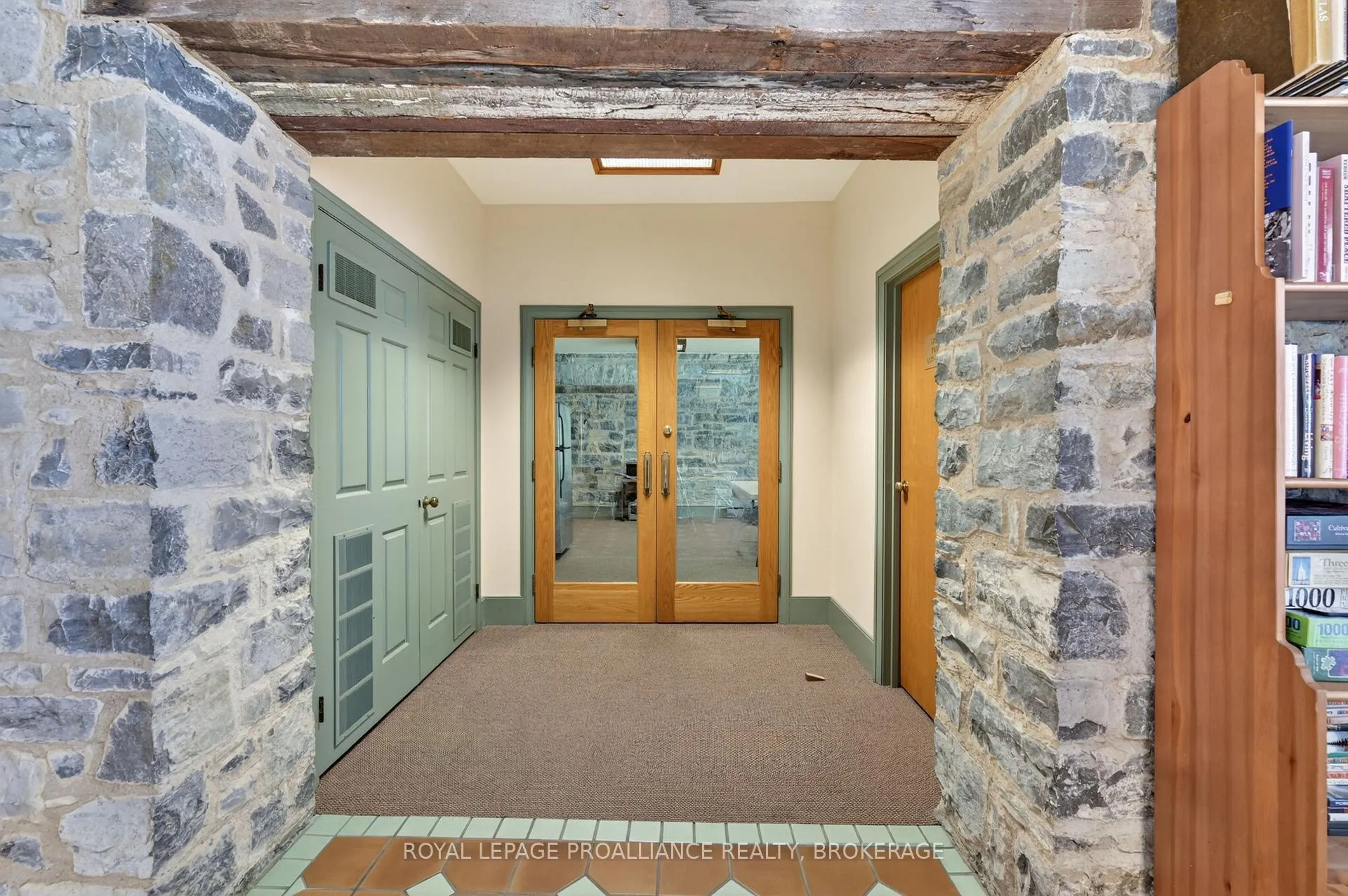 Photo 13 of Unit 202, 2 Bay Street, Kingston, East of Sir John A. Blvd — HOMEH