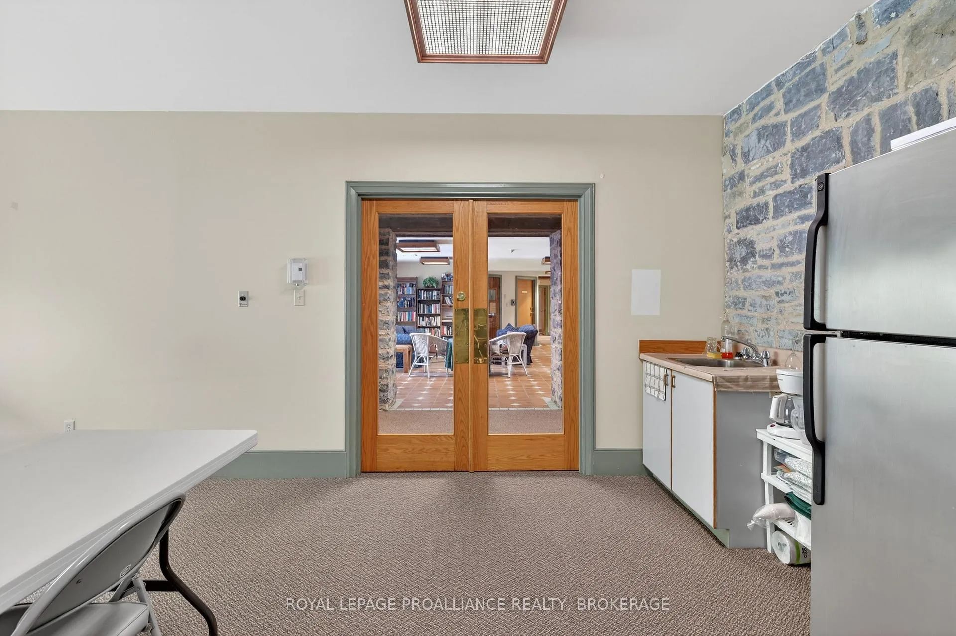 Photo 16 of Unit 202, 2 Bay Street, Kingston, East of Sir John A. Blvd — HOMEH