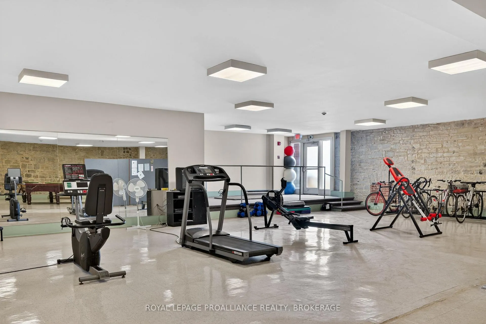 Photo 21 of Unit 202, 2 Bay Street, Kingston, East of Sir John A. Blvd — HOMEH