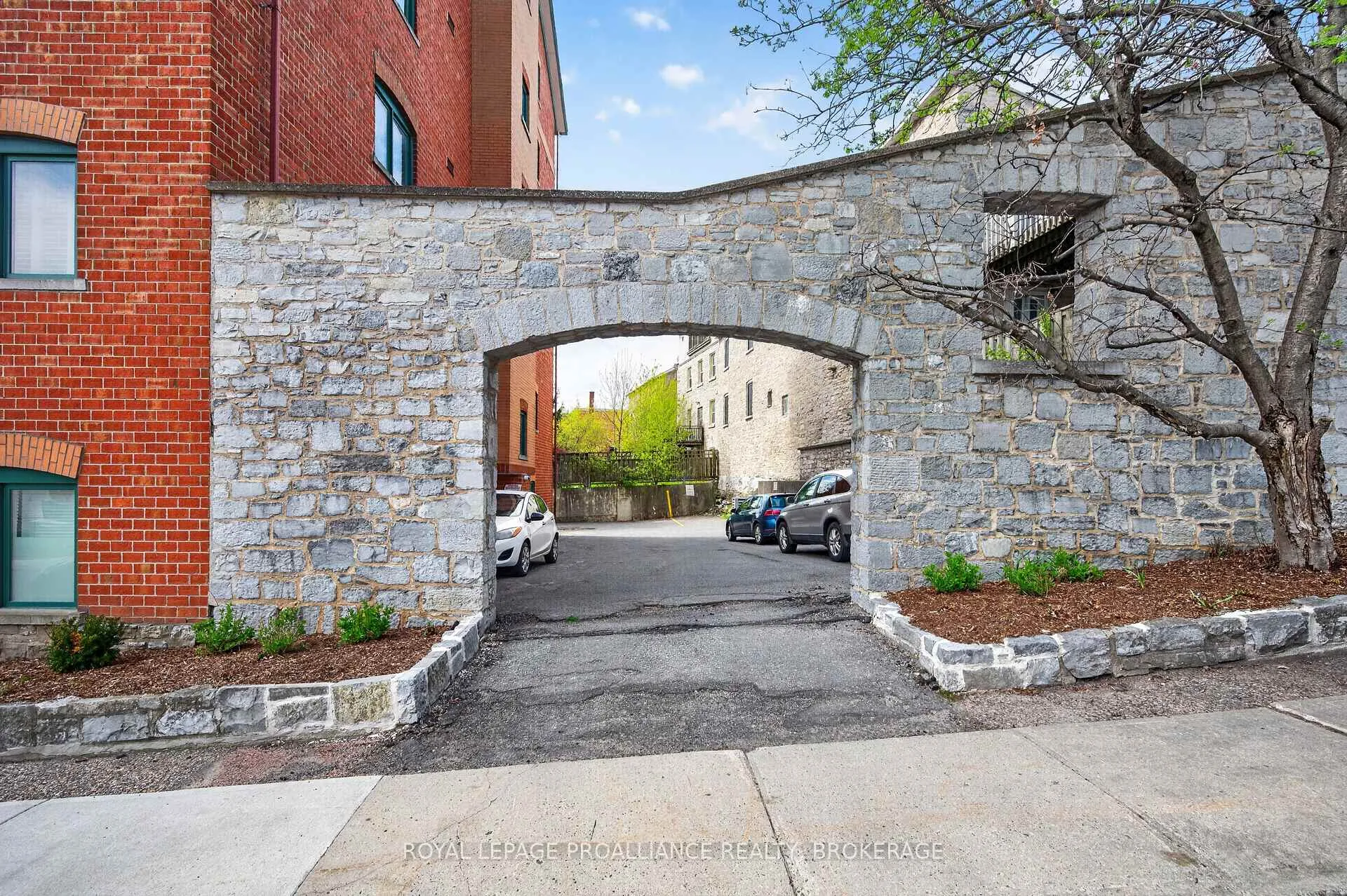 Photo 28 of Unit 202, 2 Bay Street, Kingston, East of Sir John A. Blvd — HOMEH