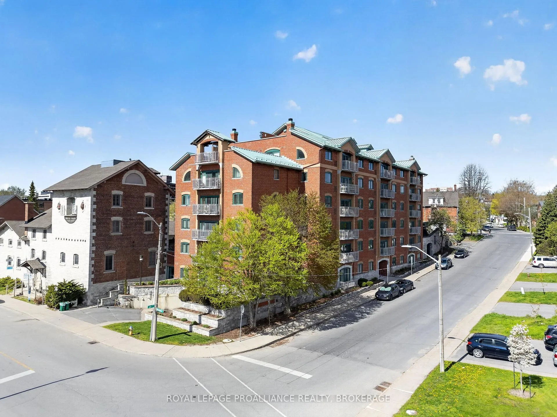 Photo 29 of Unit 202, 2 Bay Street, Kingston, East of Sir John A. Blvd — HOMEH