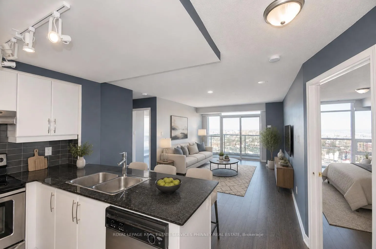 Photo 2 of Unit 2112, 9 George Street N, Brampton, Downtown Brampton — HOMEH