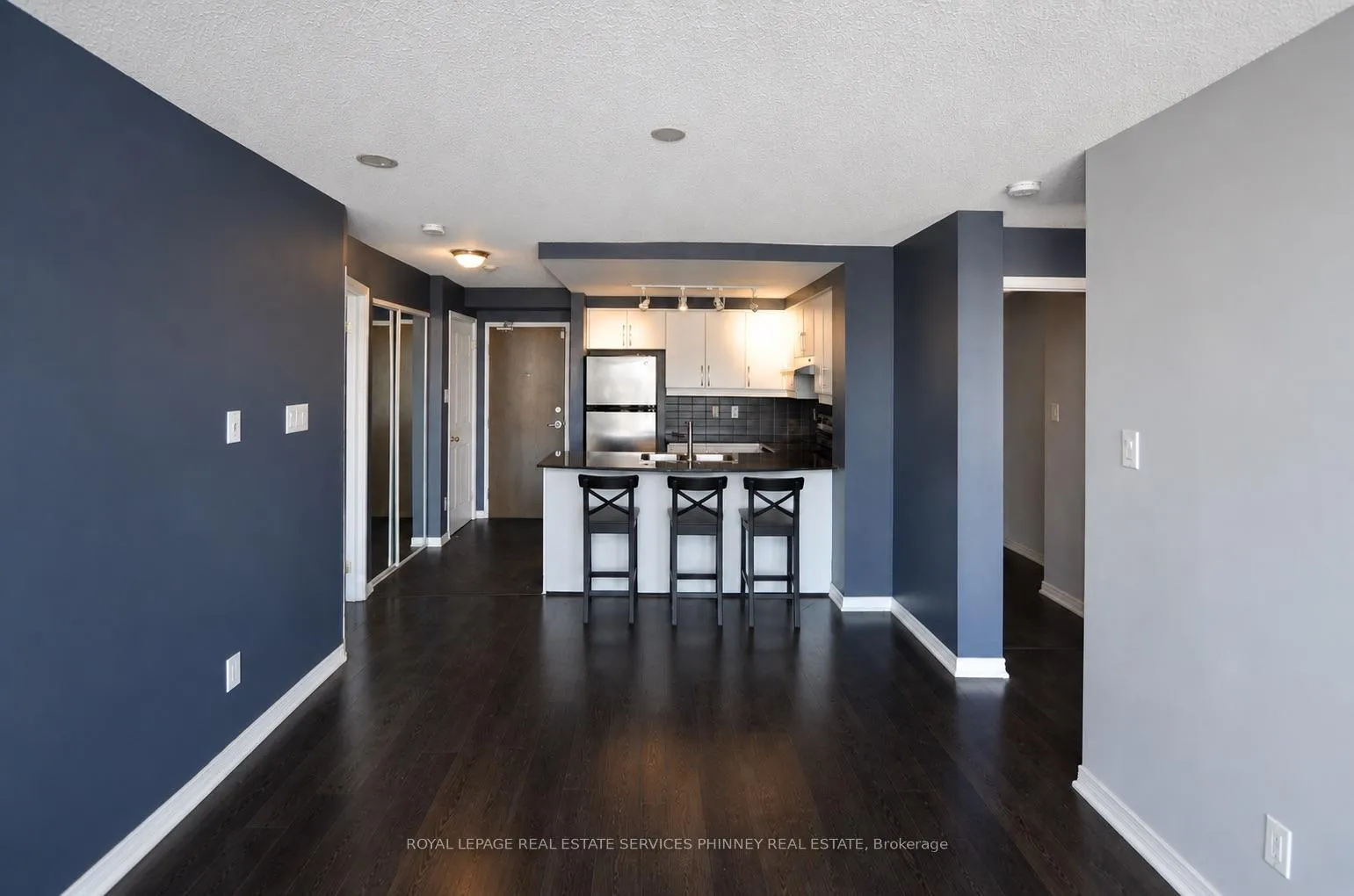 Photo 8 of Unit 2112, 9 George Street N, Brampton, Downtown Brampton — HOMEH
