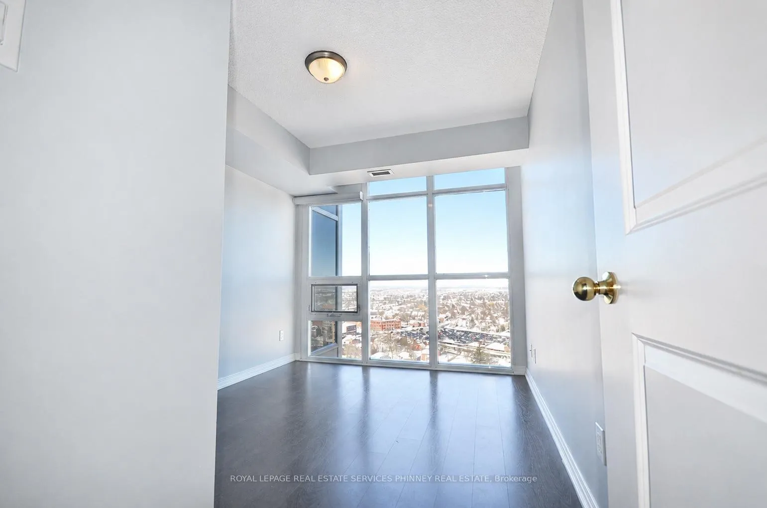 Photo 12 of Unit 2112, 9 George Street N, Brampton, Downtown Brampton — HOMEH