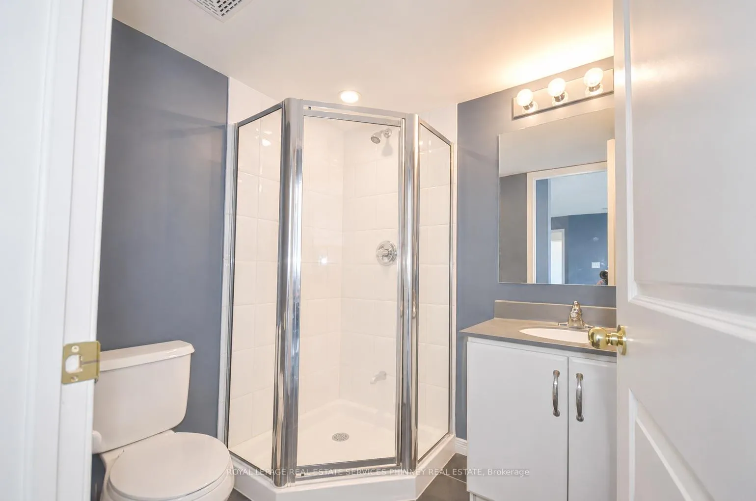 Photo 14 of Unit 2112, 9 George Street N, Brampton, Downtown Brampton — HOMEH