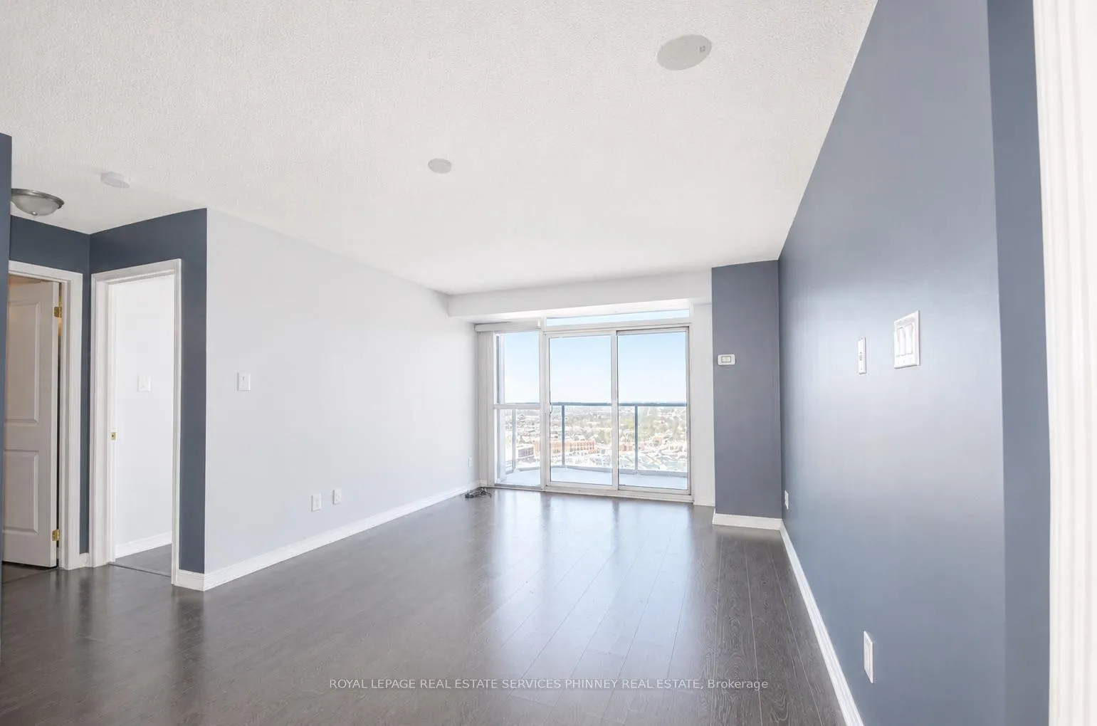 Photo 15 of Unit 2112, 9 George Street N, Brampton, Downtown Brampton — HOMEH
