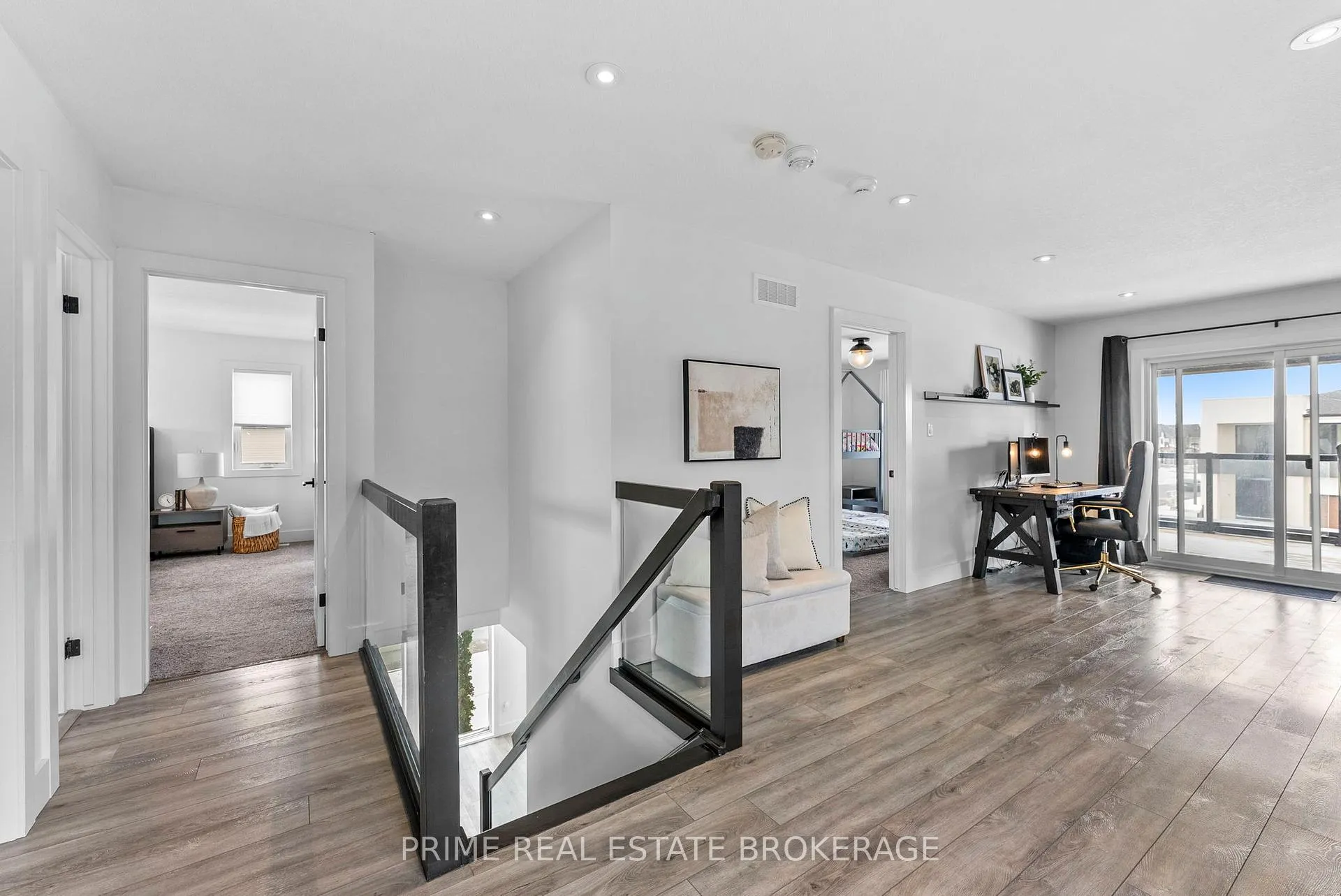 Photo 16 of 1577 Applerock Avenue, London, North S — HOMEH