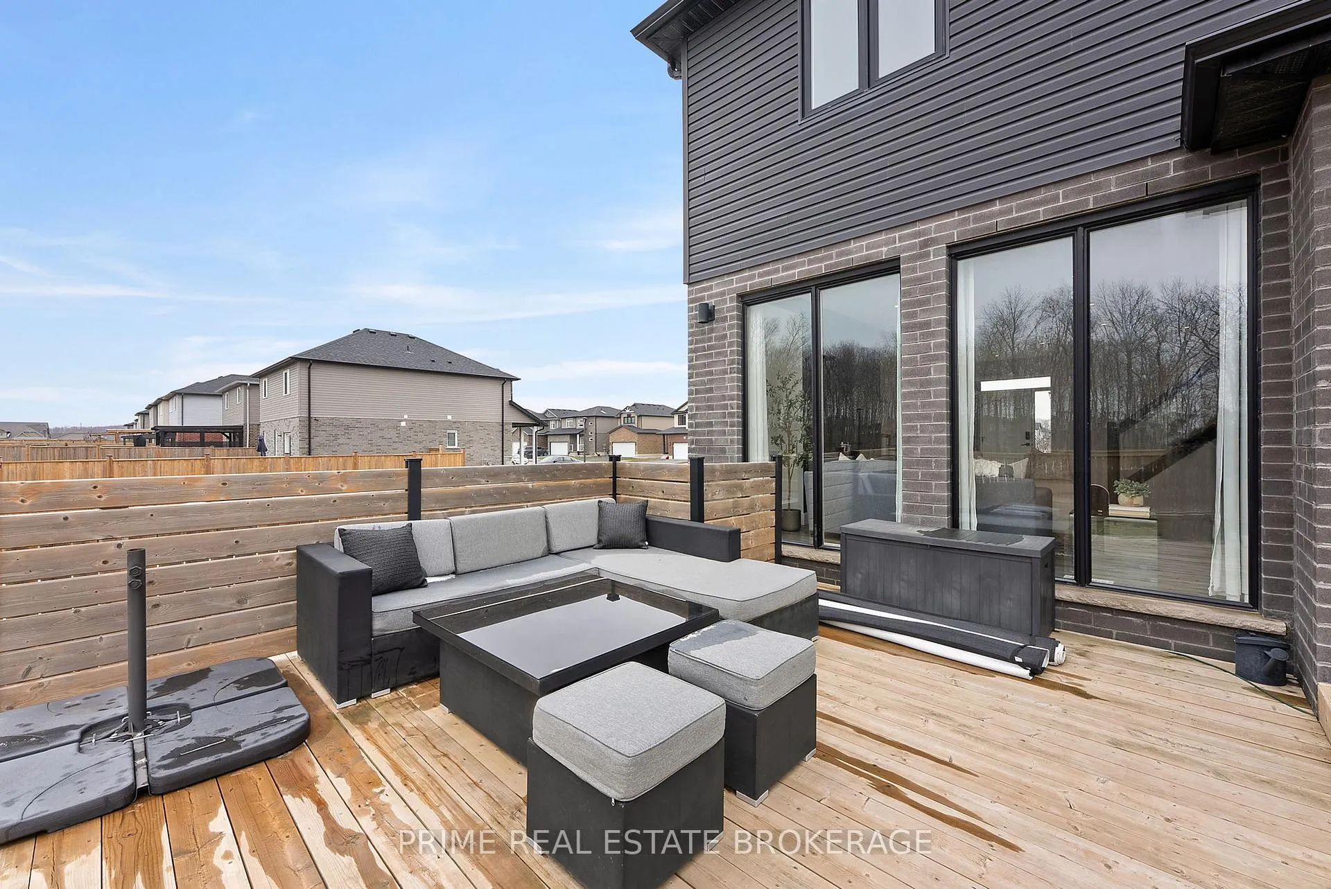 Photo 43 of 1577 Applerock Avenue, London, North S — HOMEH