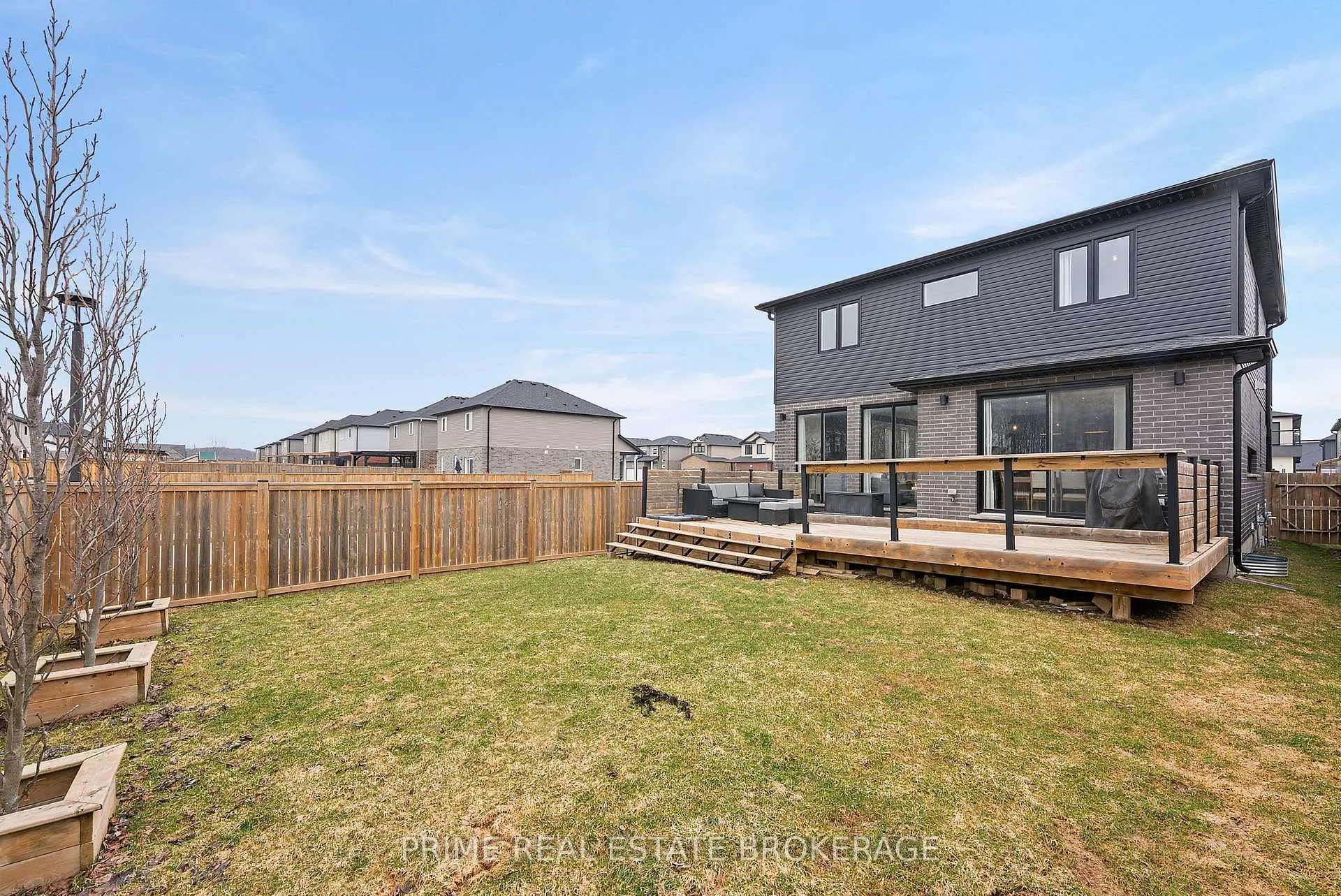 Photo 45 of 1577 Applerock Avenue, London, North S — HOMEH