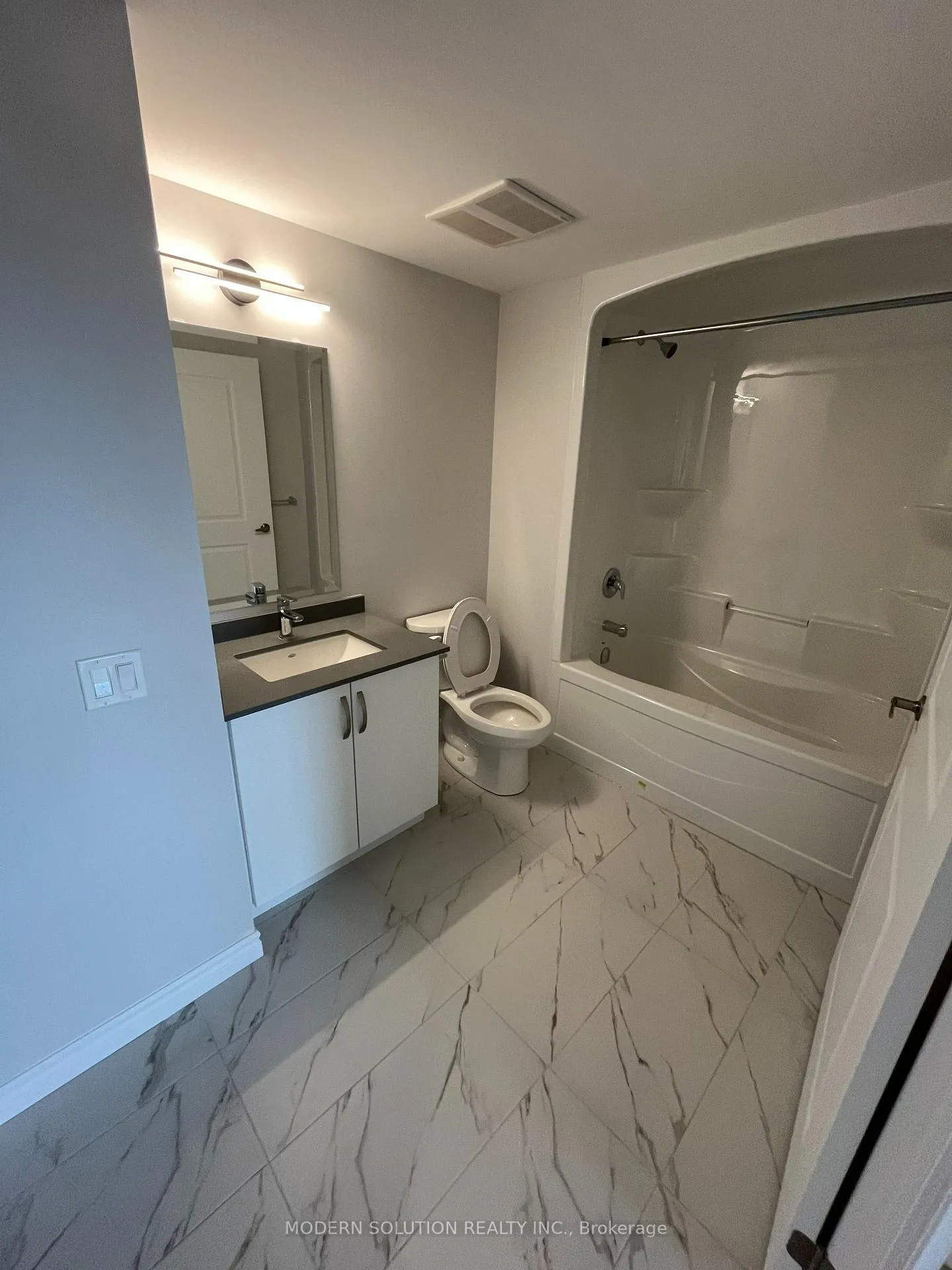 Photo 9 of Unit 807, 425 Watson Parkway N, Guelph, Grange Road — HOMEH