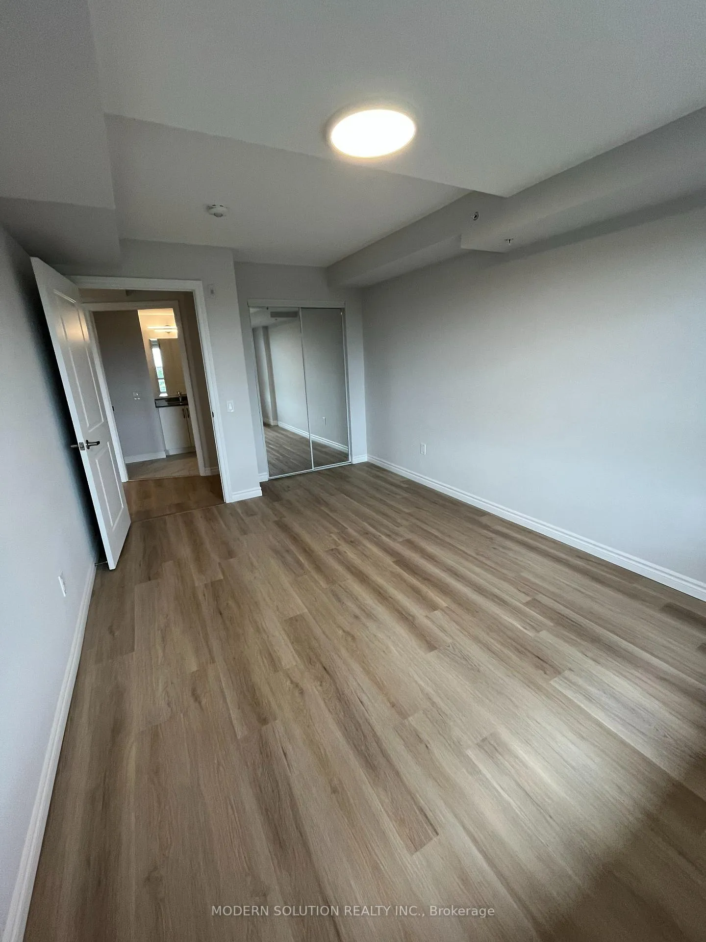 Photo 12 of Unit 807, 425 Watson Parkway N, Guelph, Grange Road — HOMEH