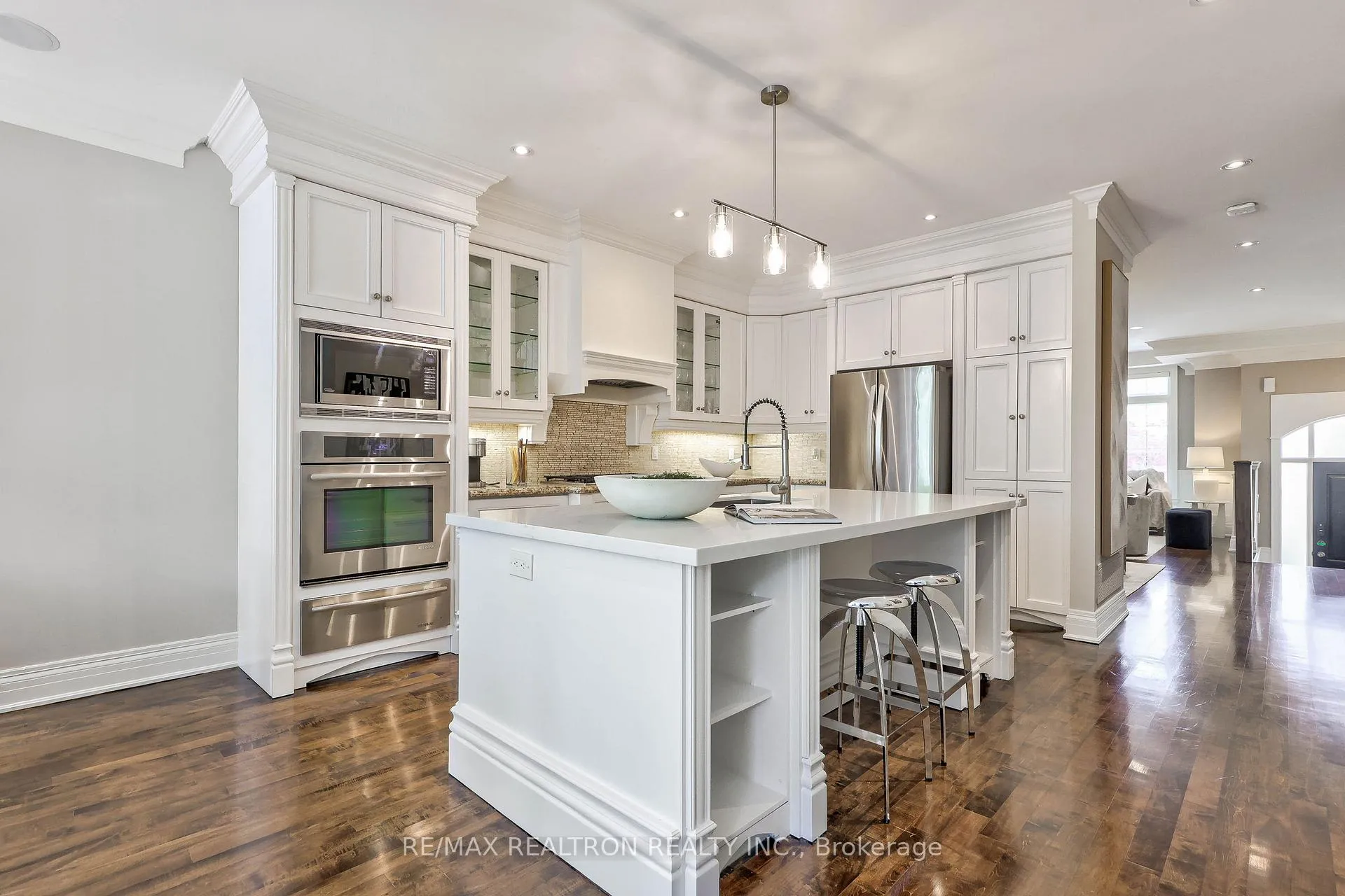 Photo 8 of 195 Douglas Avenue, Toronto, Lawrence Park North — HOMEH