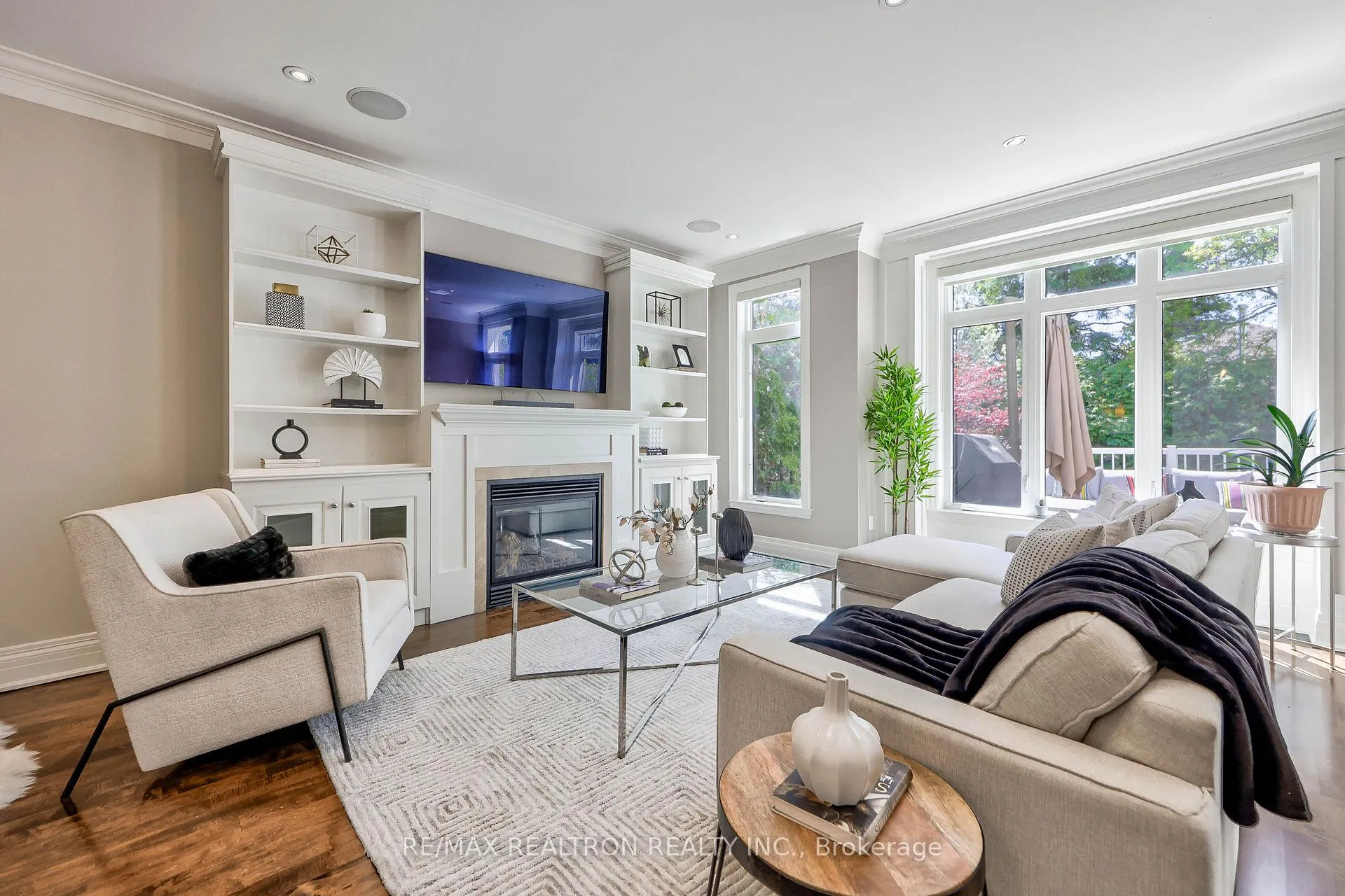 Photo 9 of 195 Douglas Avenue, Toronto, Lawrence Park North — HOMEH