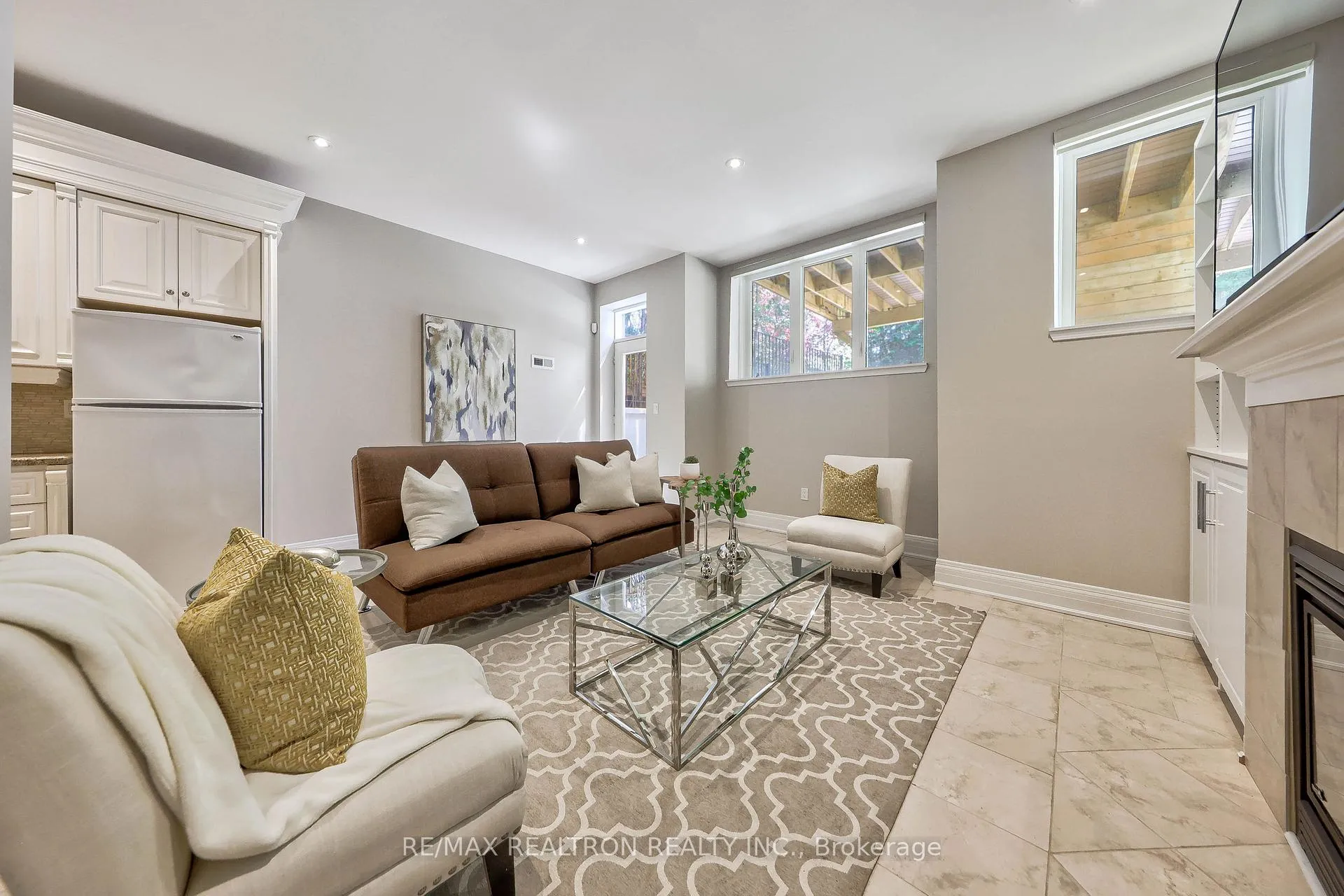 Photo 24 of 195 Douglas Avenue, Toronto, Lawrence Park North — HOMEH