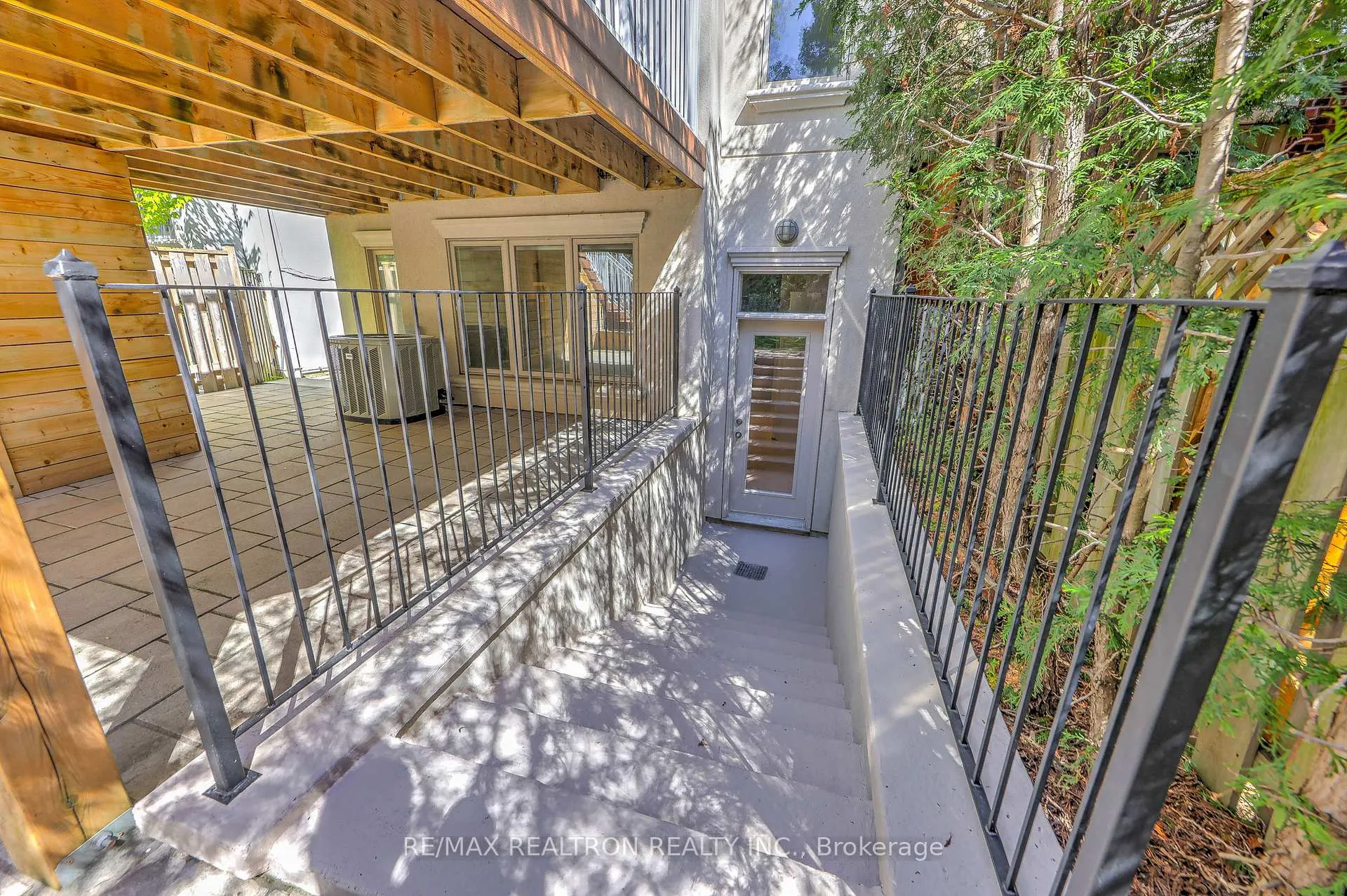Photo 32 of 195 Douglas Avenue, Toronto, Lawrence Park North — HOMEH