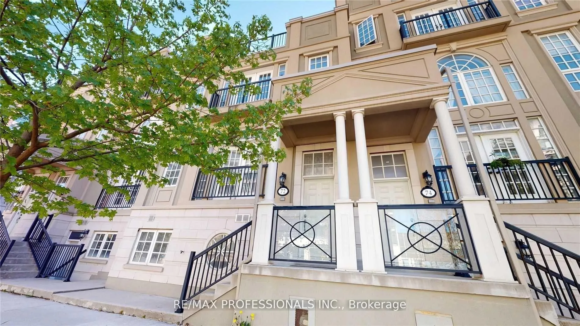 Photo 1 of 72 Upper Duke Crescent, Markham, Unionville — HOMEH