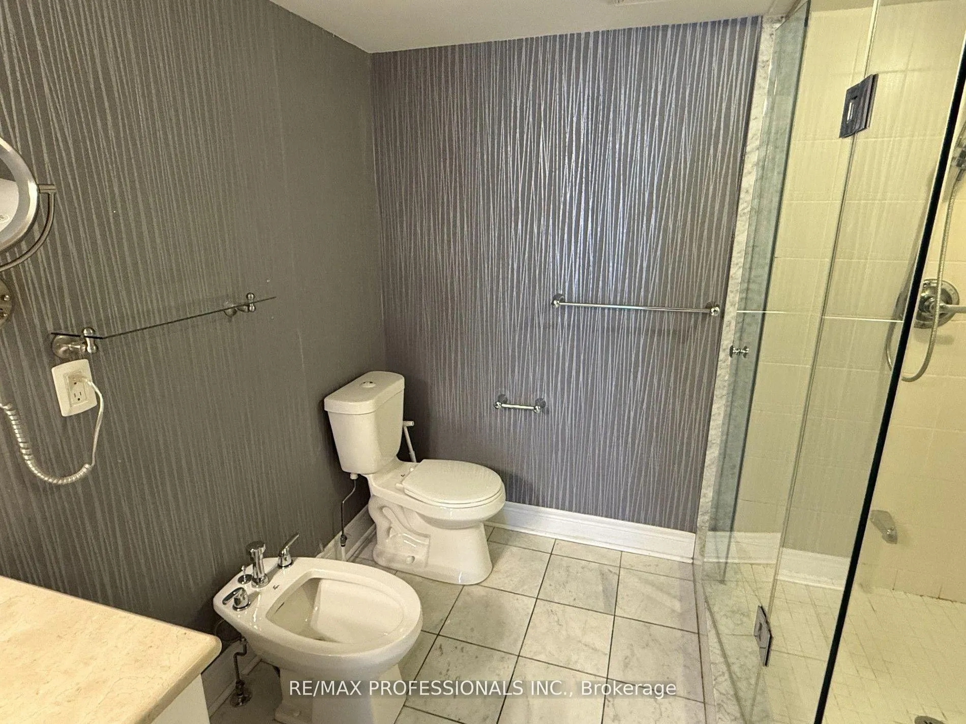 Photo 18 of 72 Upper Duke Crescent, Markham, Unionville — HOMEH
