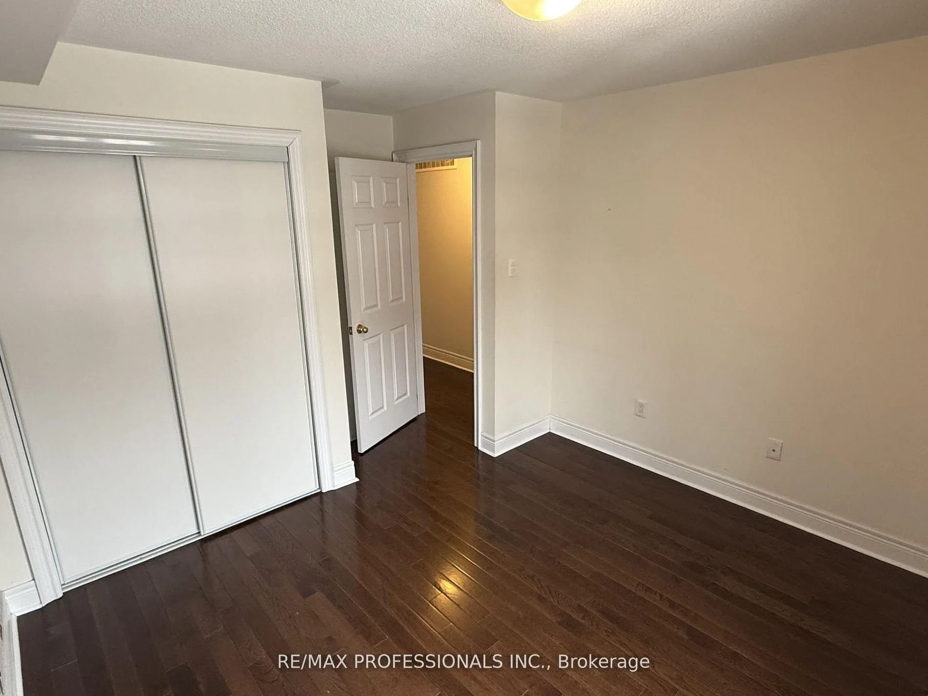Photo 21 of 72 Upper Duke Crescent, Markham, Unionville — HOMEH
