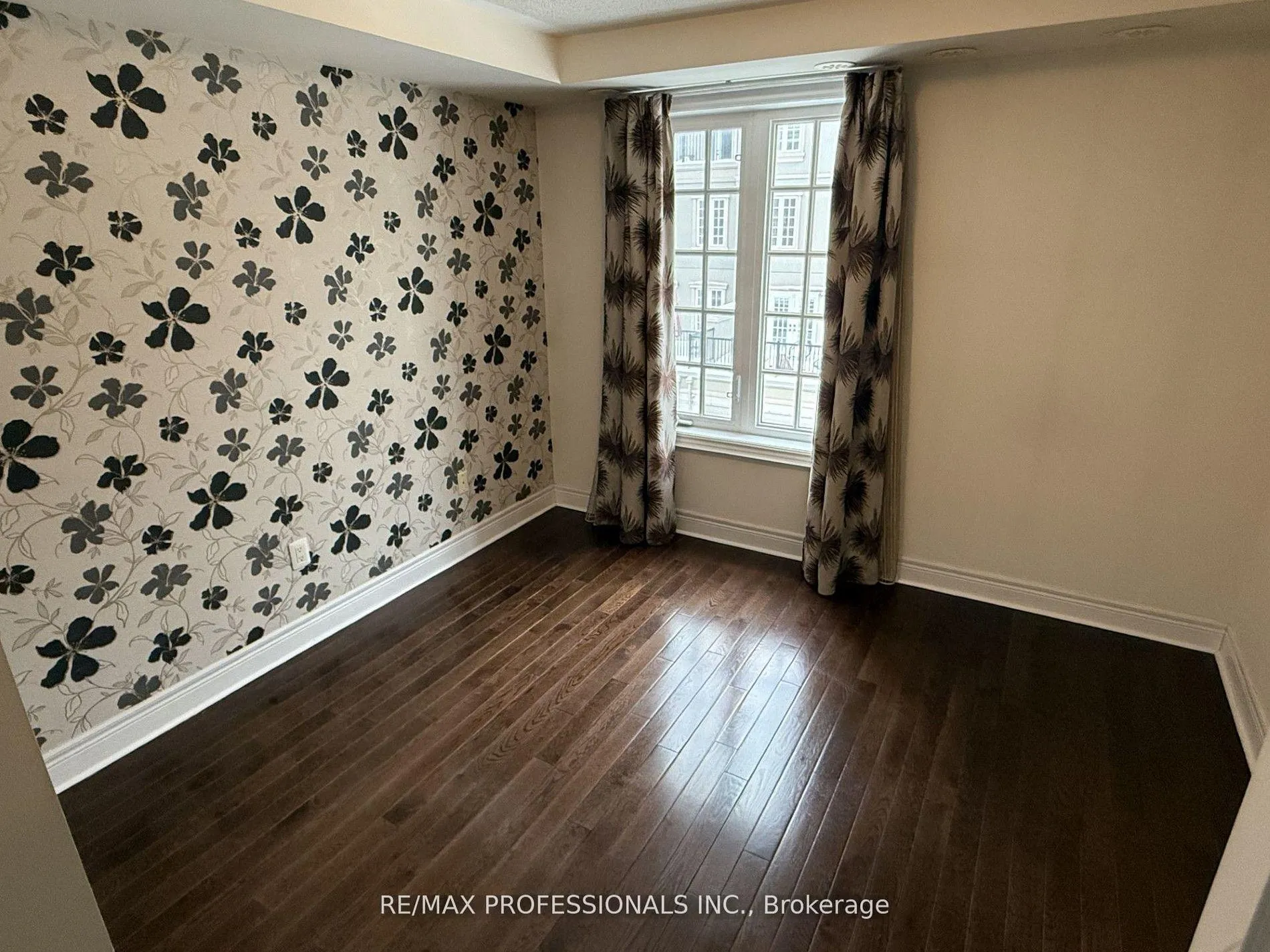 Photo 23 of 72 Upper Duke Crescent, Markham, Unionville — HOMEH