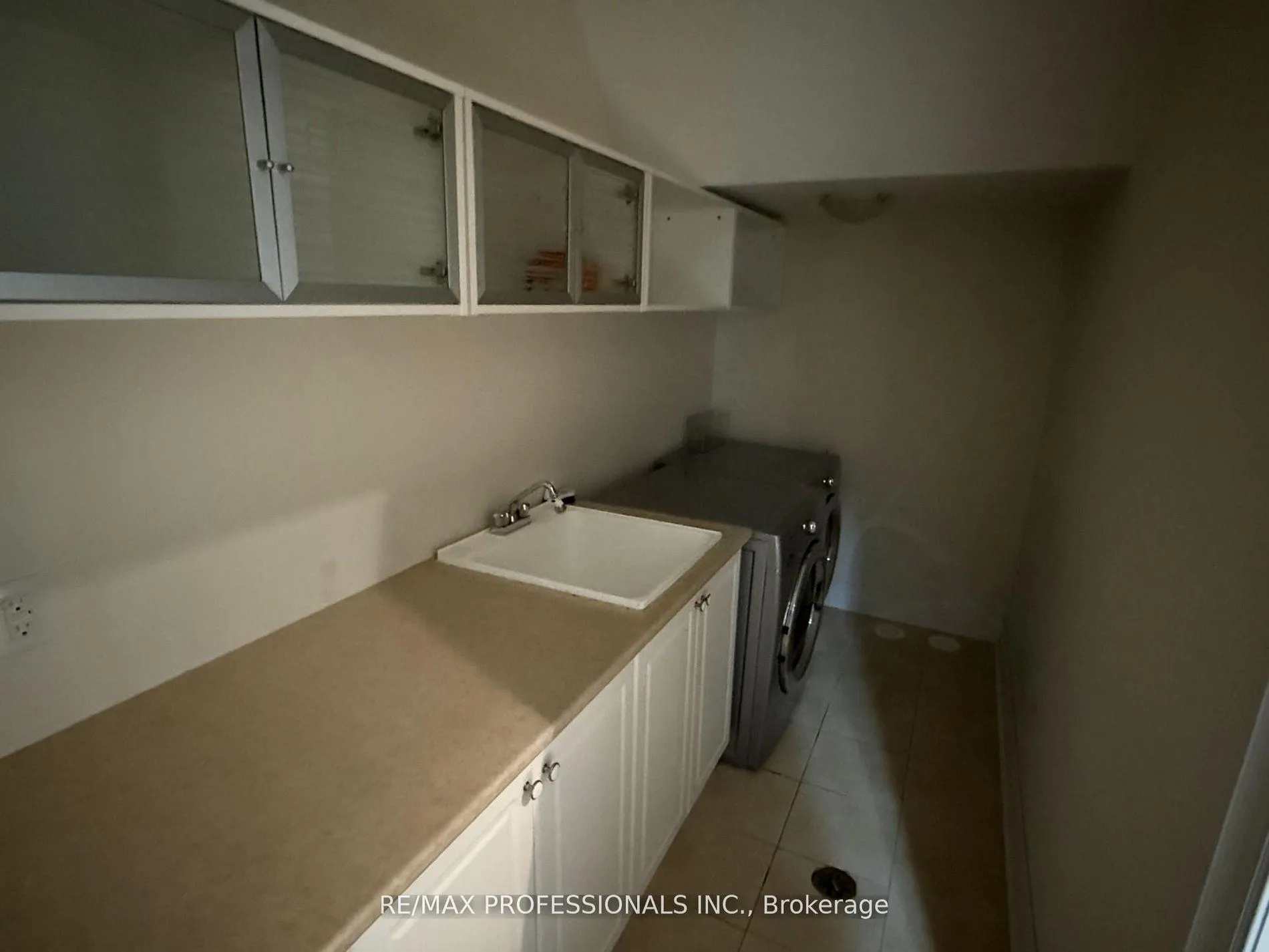 Photo 30 of 72 Upper Duke Crescent, Markham, Unionville — HOMEH