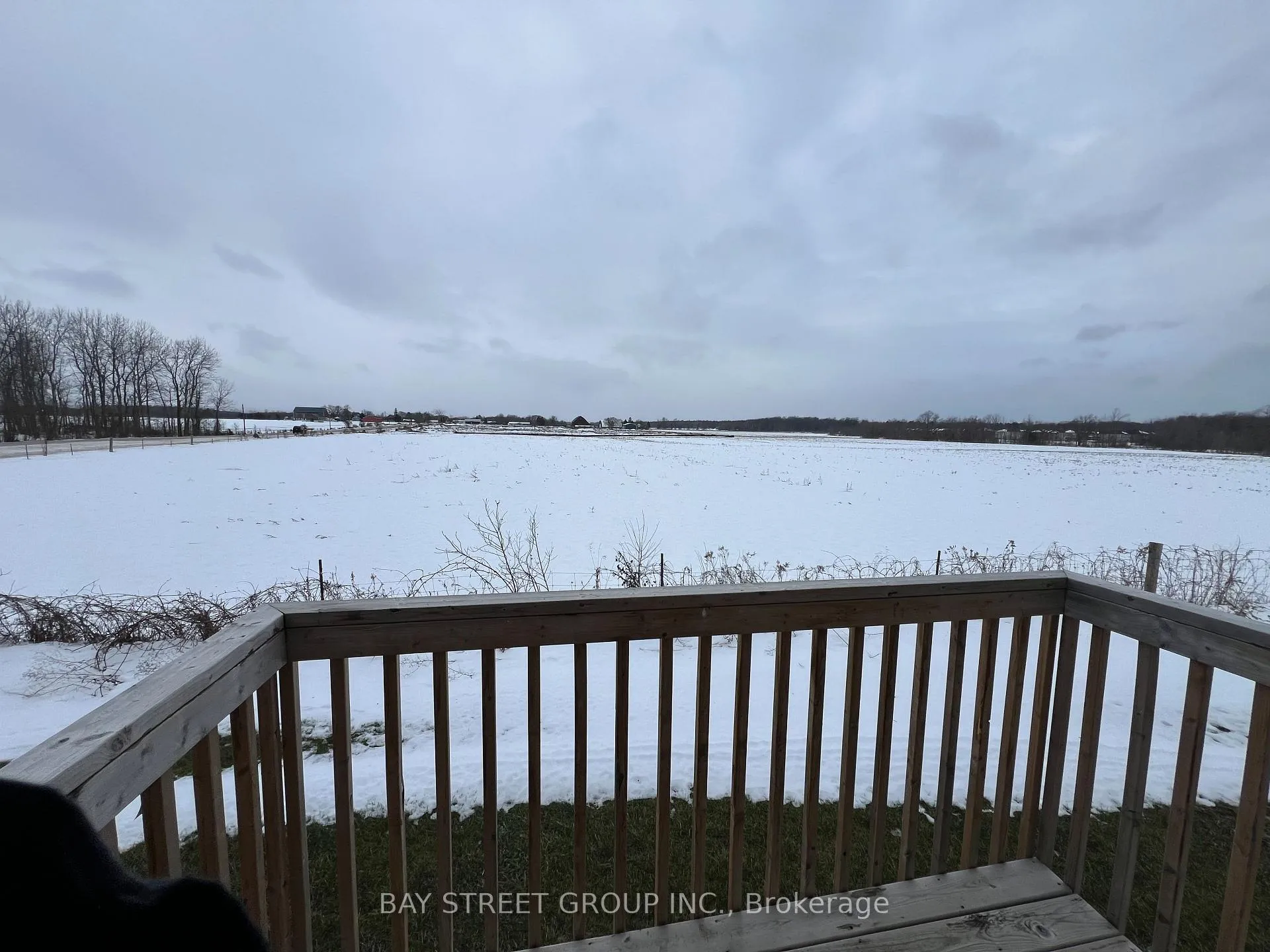 Photo 2 of 4 Middleton Drive, Wasaga Beach — HOMEH