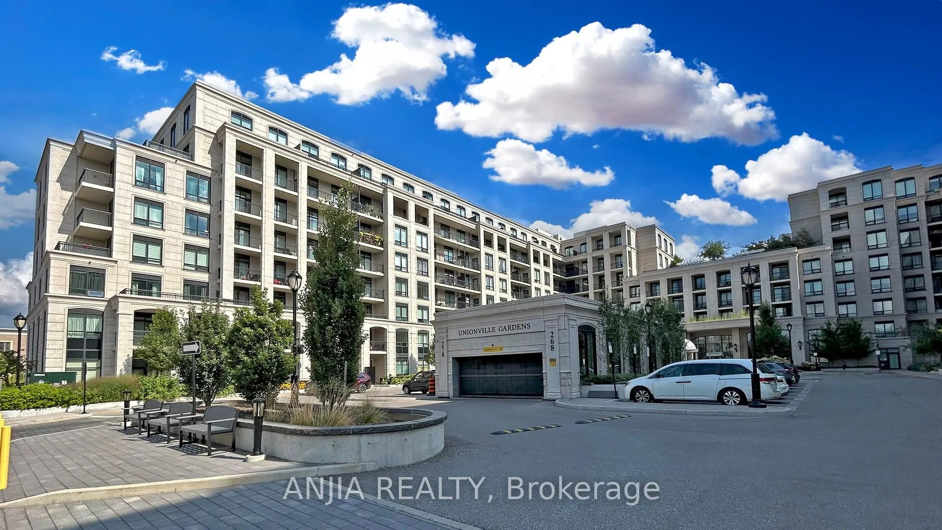 Front of Unit 630E, 278 Buchanan Drive