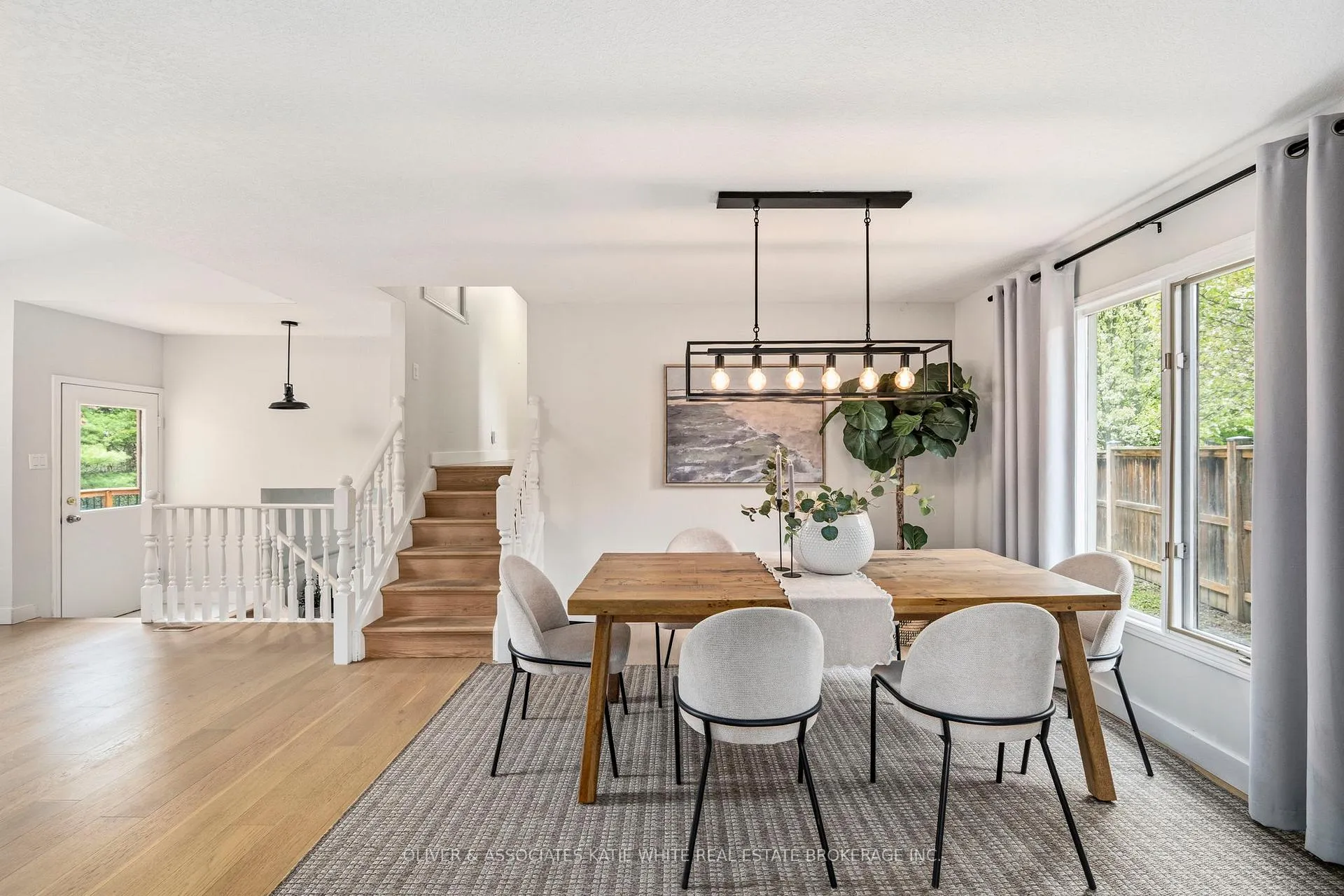 Photo 6 of 277 Astoria Place, London, North K — HOMEH