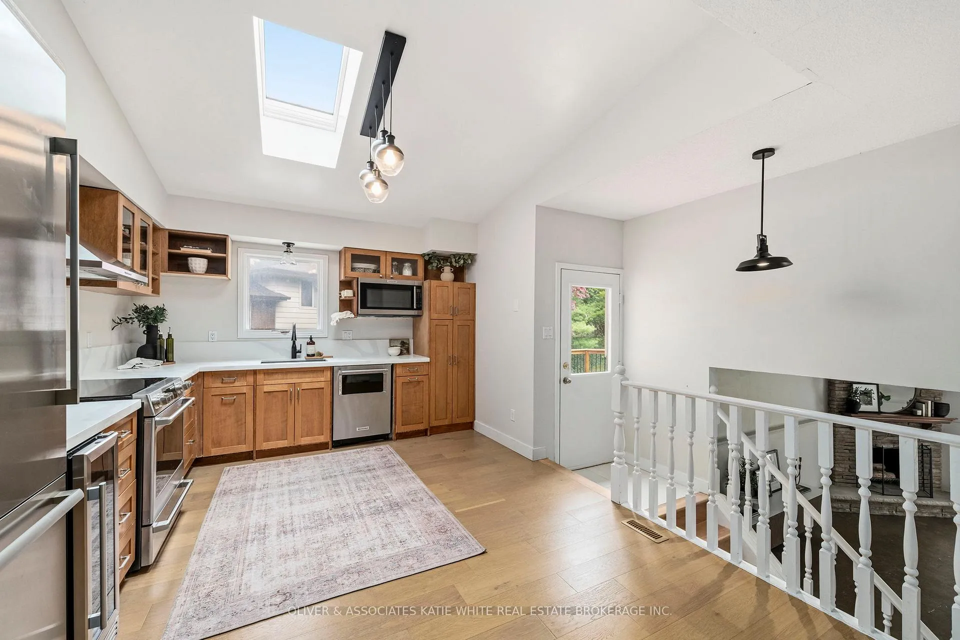 Photo 8 of 277 Astoria Place, London, North K — HOMEH
