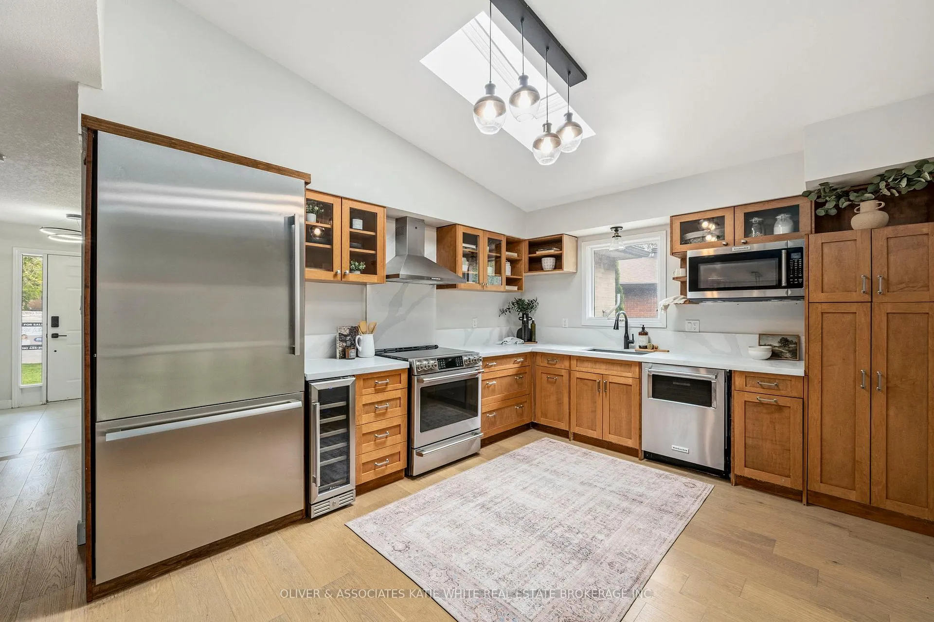 Photo 9 of 277 Astoria Place, London, North K — HOMEH