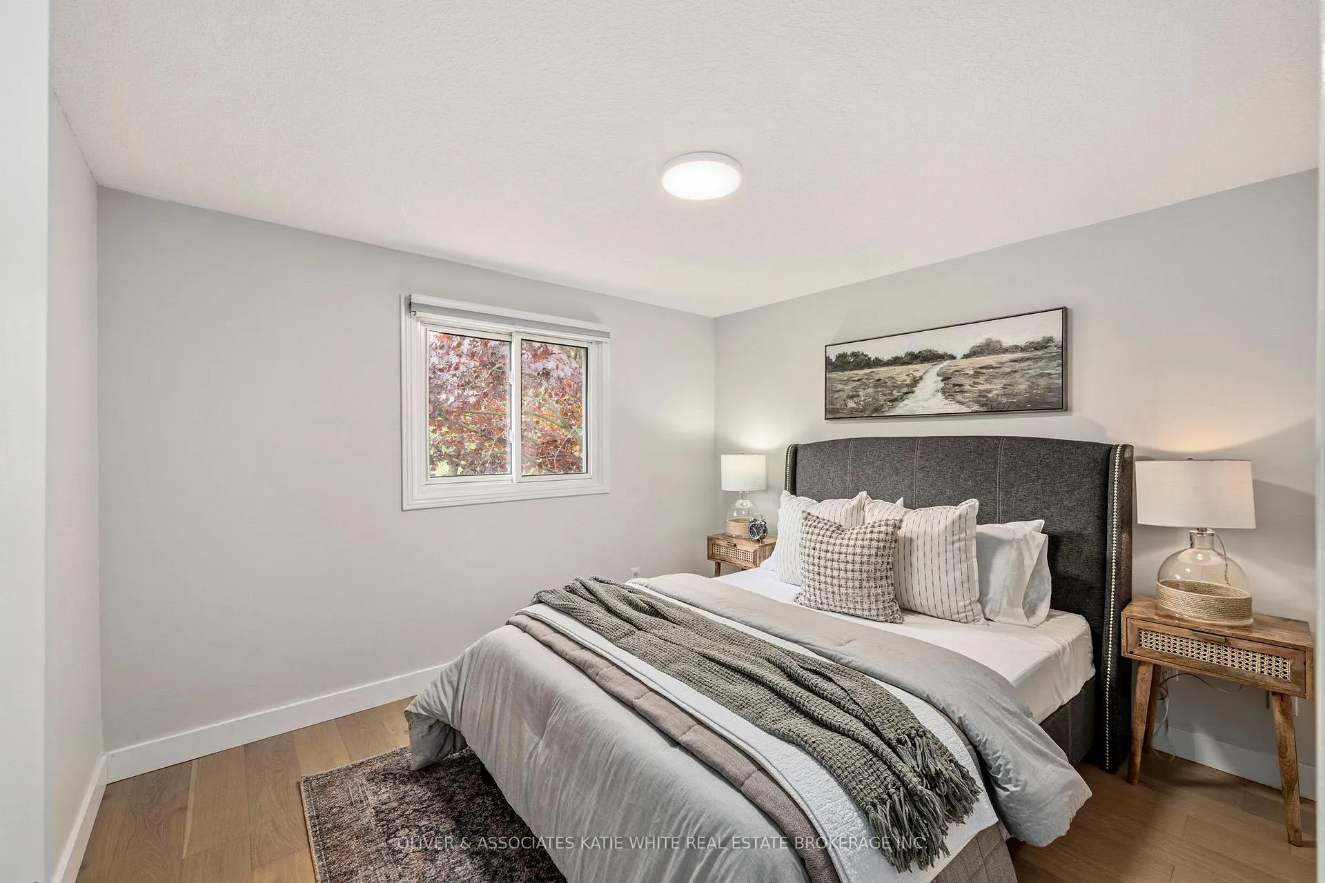 Photo 12 of 277 Astoria Place, London, North K — HOMEH