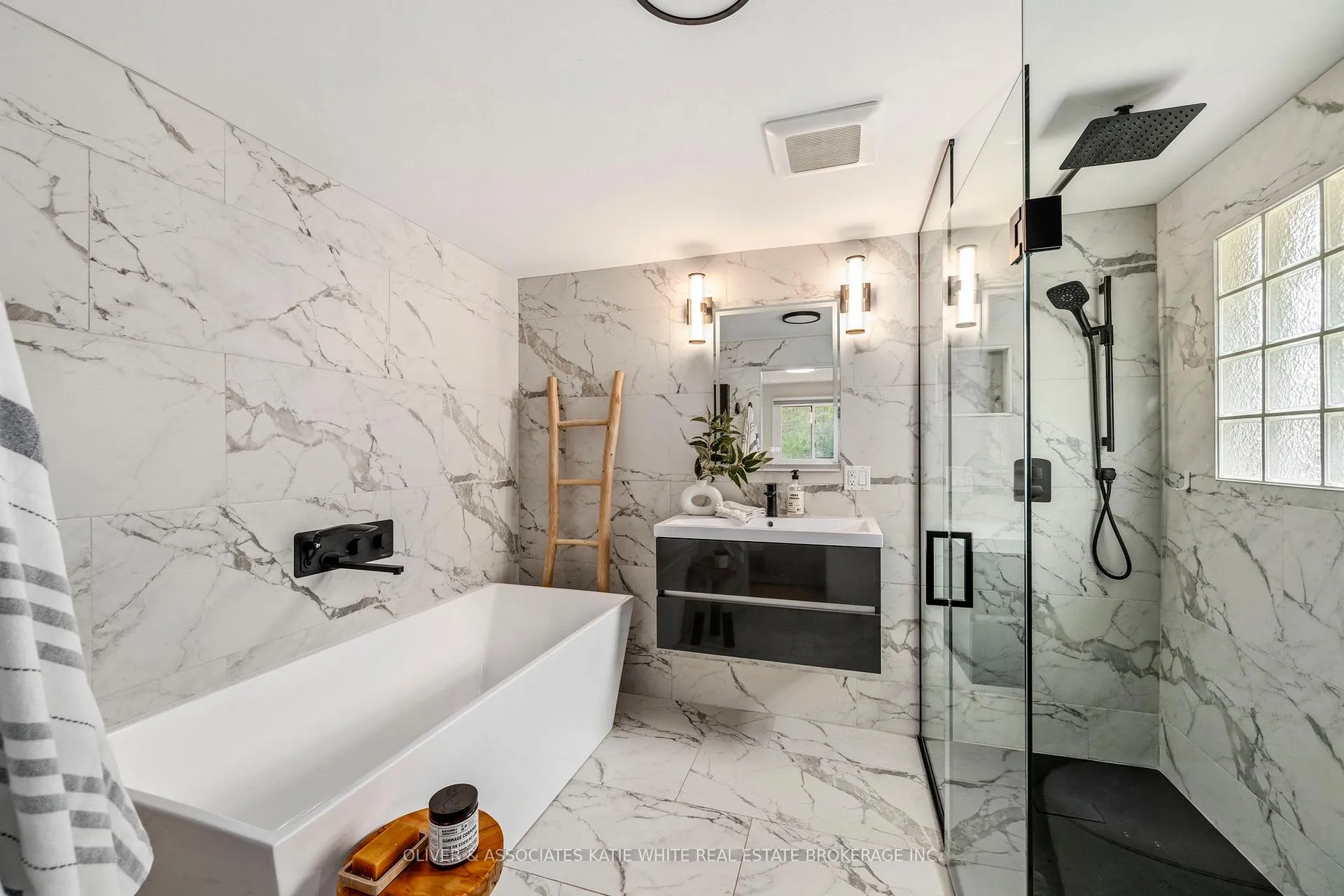 Photo 16 of 277 Astoria Place, London, North K — HOMEH