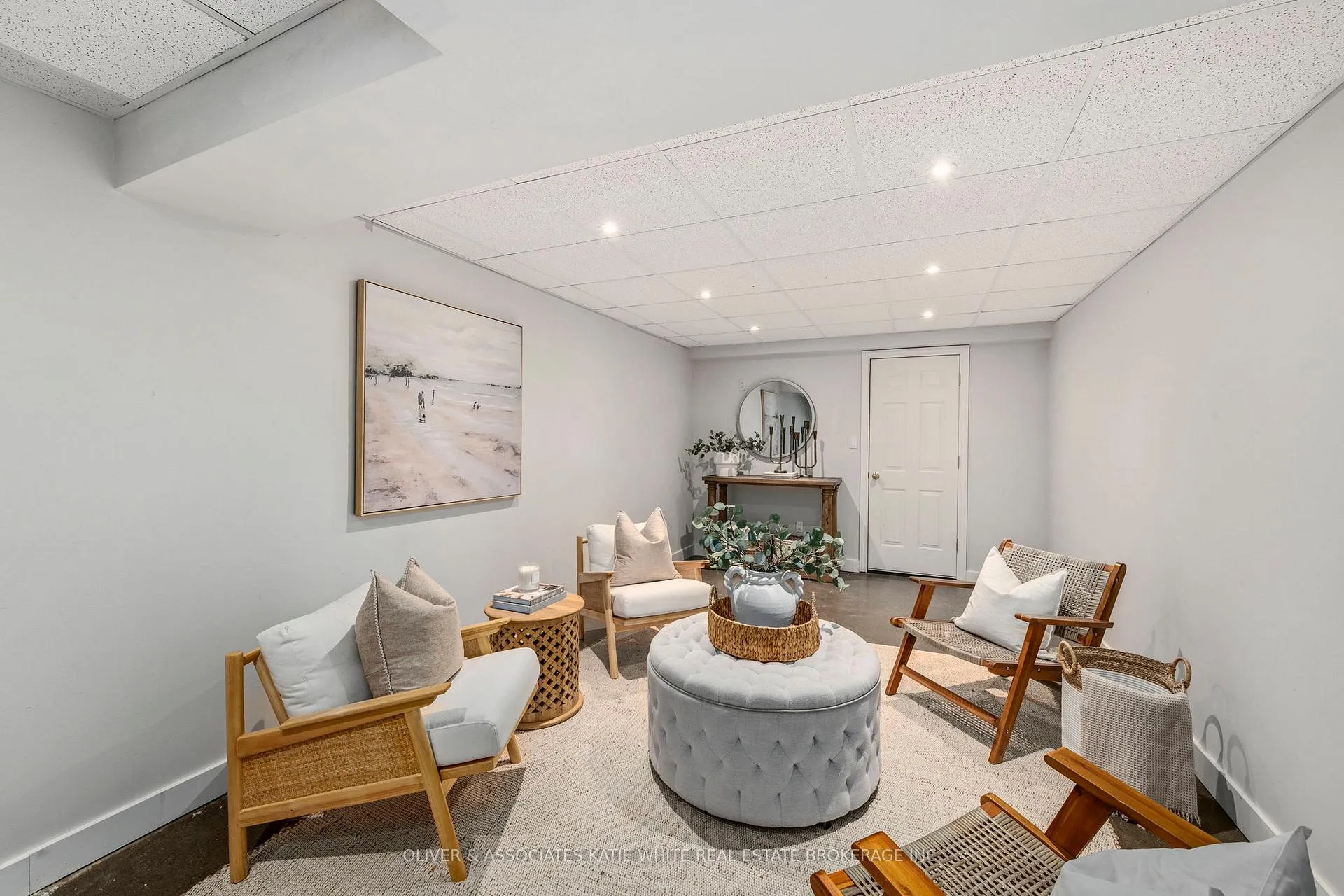Photo 23 of 277 Astoria Place, London, North K — HOMEH
