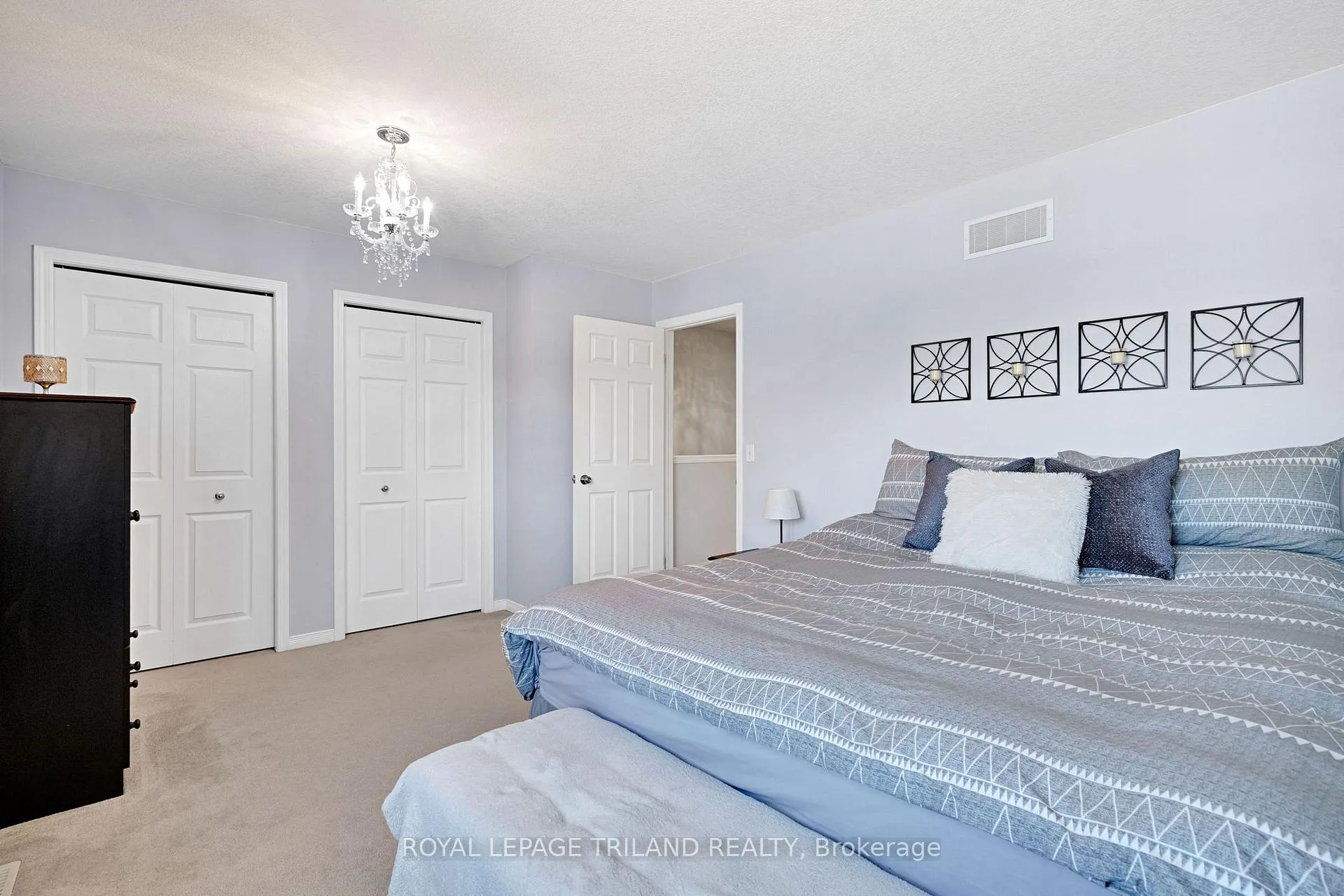 Photo 20 of Unit 41, 2145 North Routledge Park, London, North E — HOMEH