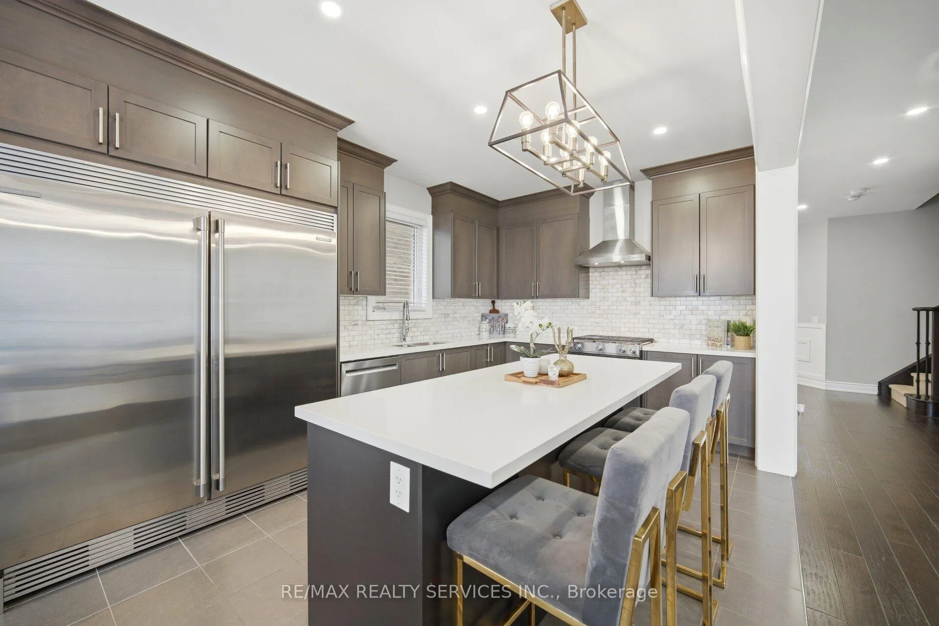 Photo 4 of 152 Newhouse Boulevard, Caledon, Rural Caledon — HOMEH