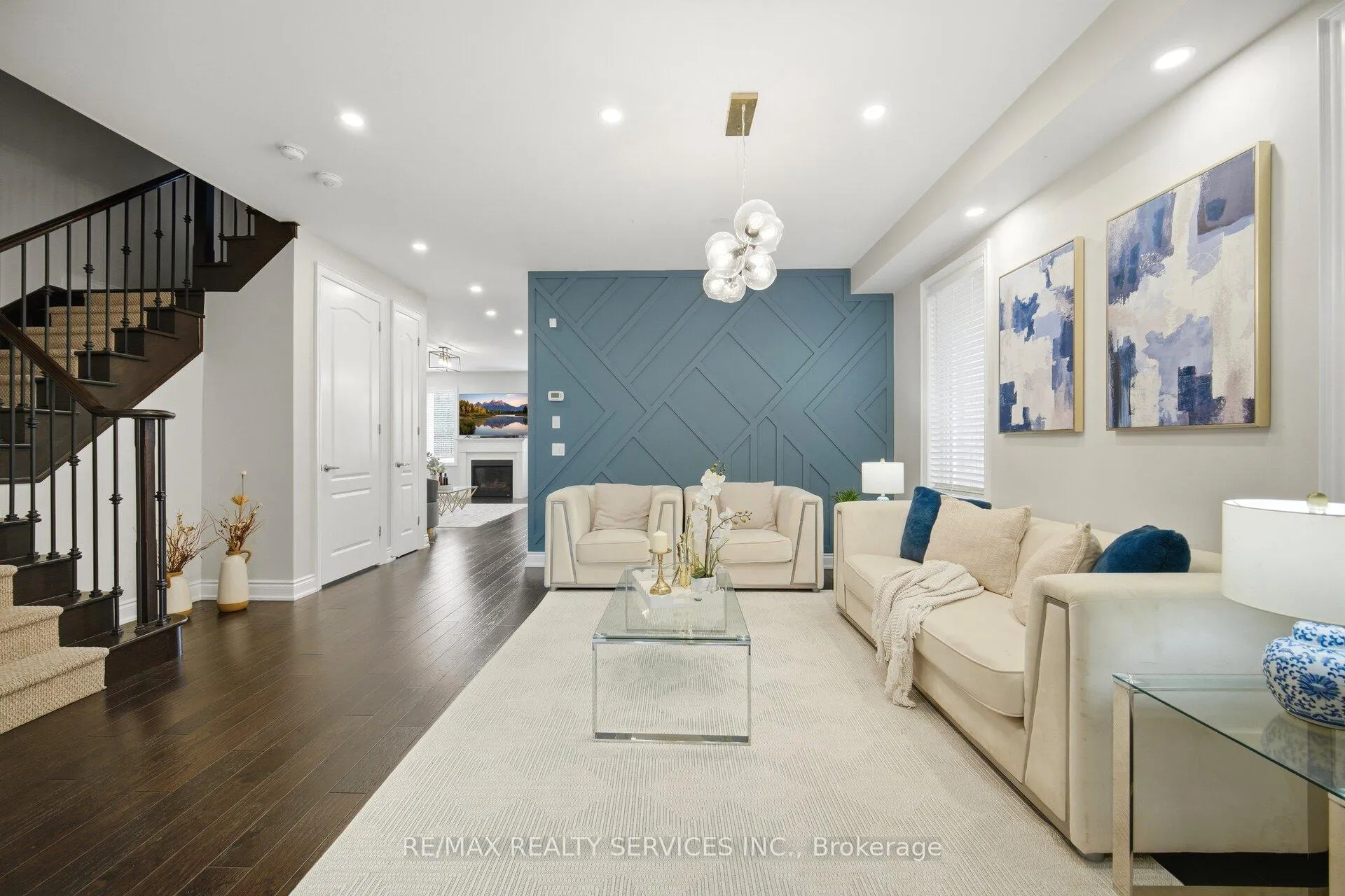 Photo 10 of 152 Newhouse Boulevard, Caledon, Rural Caledon — HOMEH