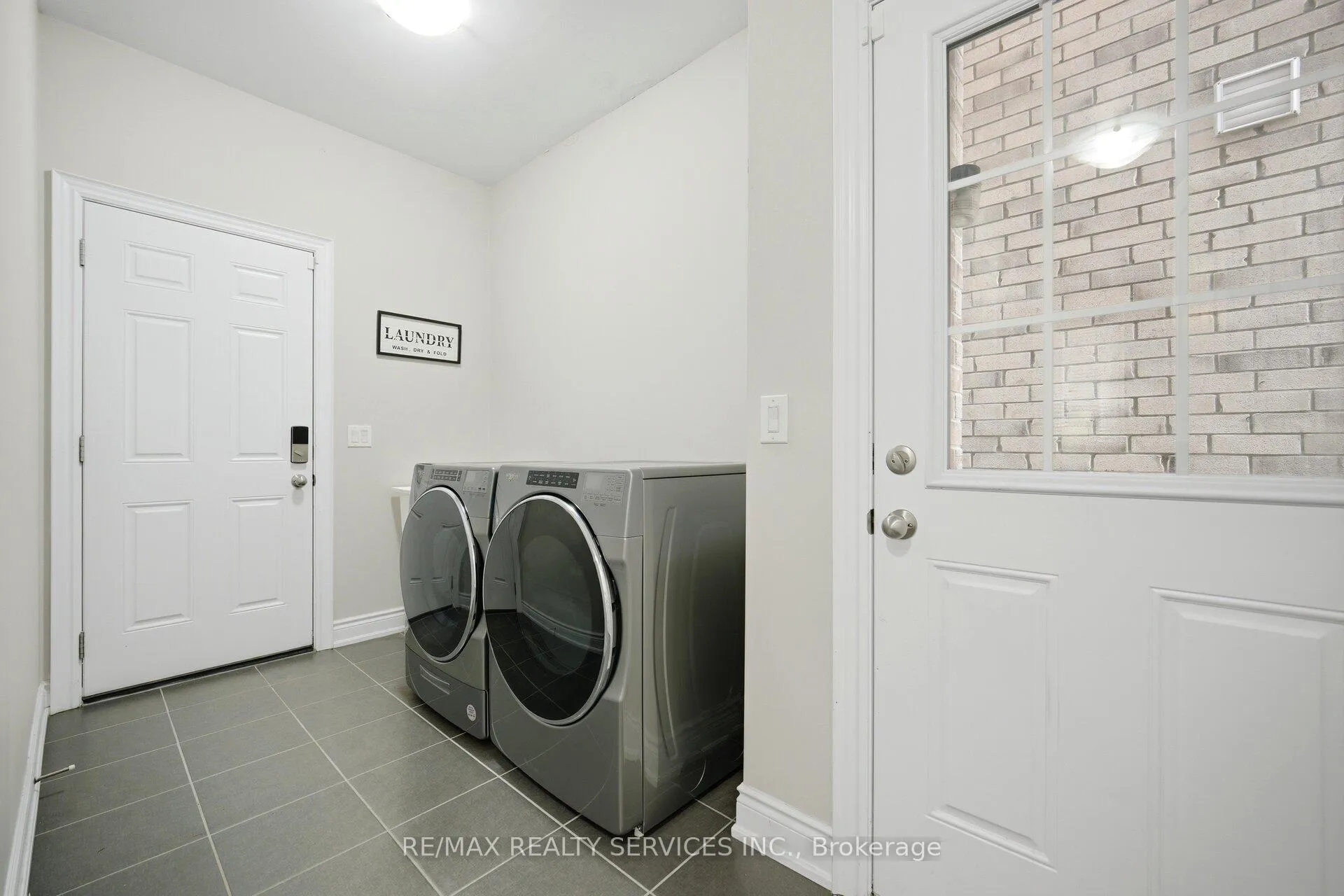 Photo 19 of 152 Newhouse Boulevard, Caledon, Rural Caledon — HOMEH