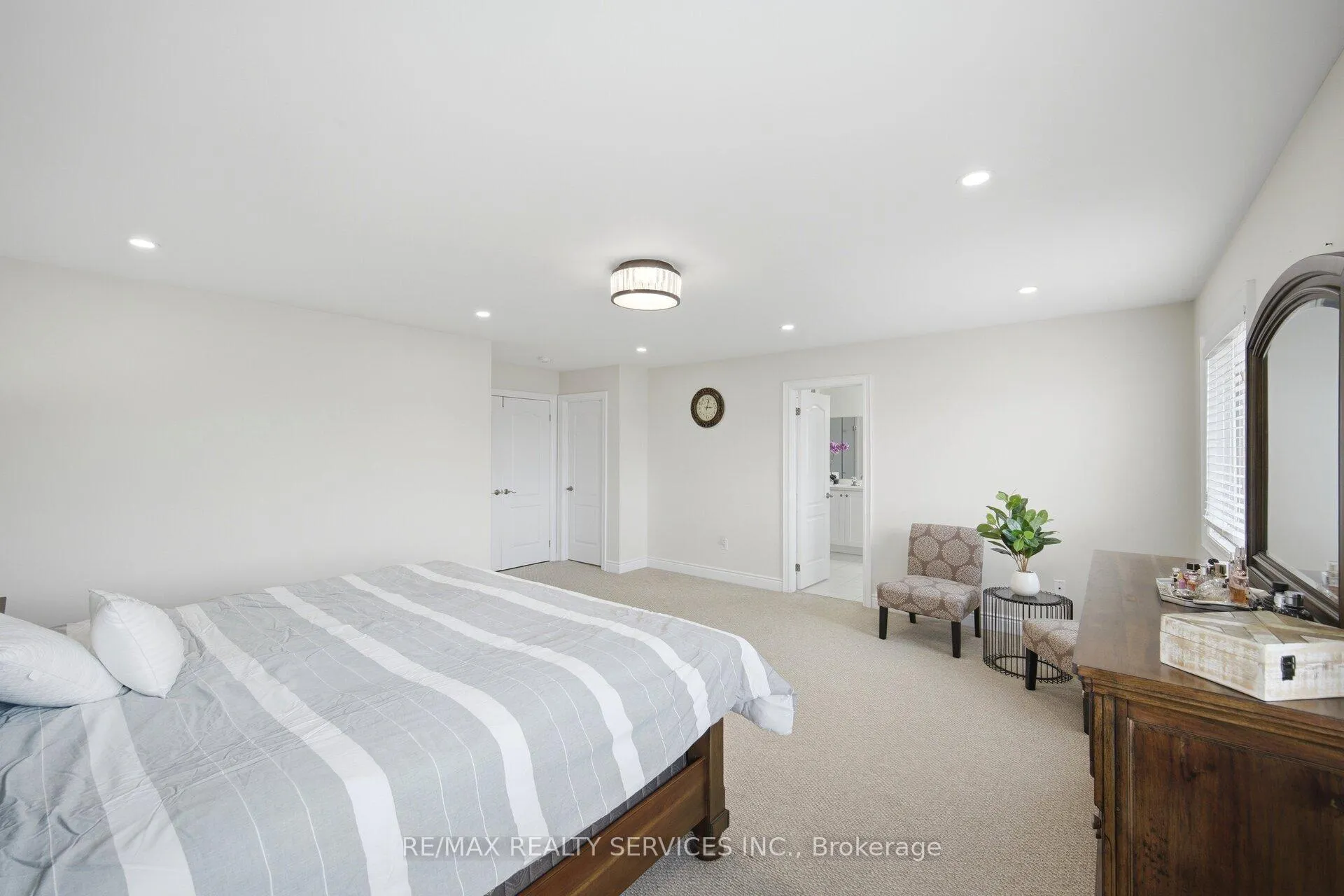 Photo 21 of 152 Newhouse Boulevard, Caledon, Rural Caledon — HOMEH