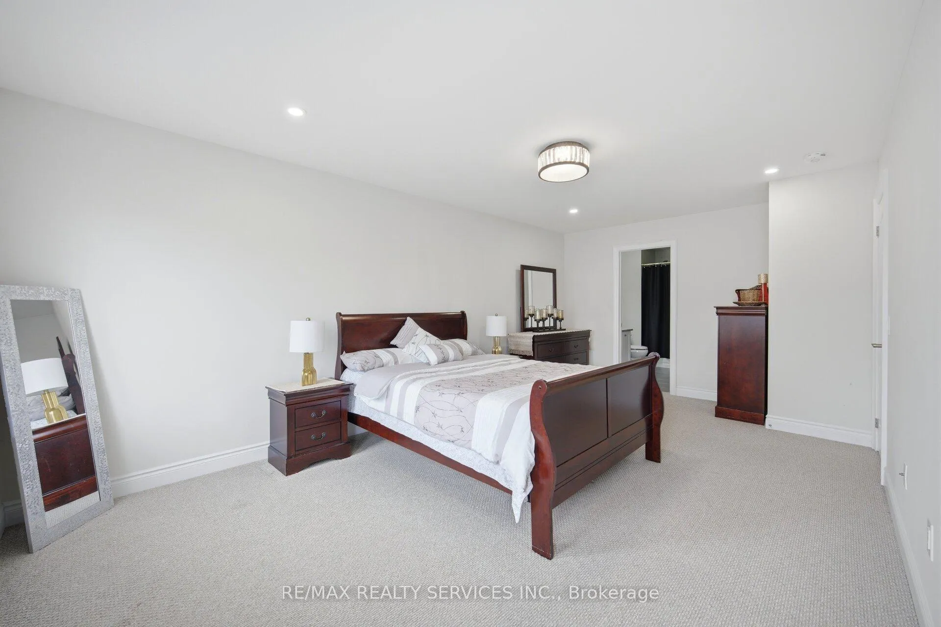 Photo 26 of 152 Newhouse Boulevard, Caledon, Rural Caledon — HOMEH